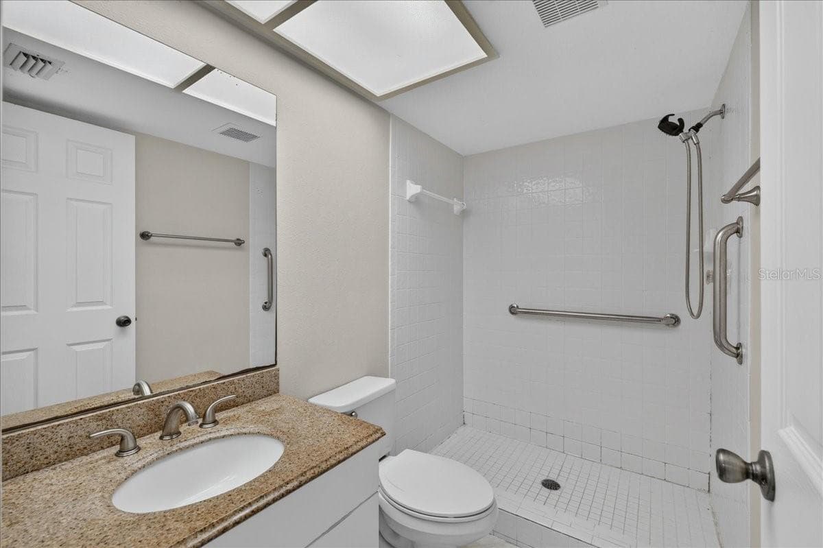 Townhouse at 14846 SEMINOLE TRL, SEMINOLE, photo 39 of 79
