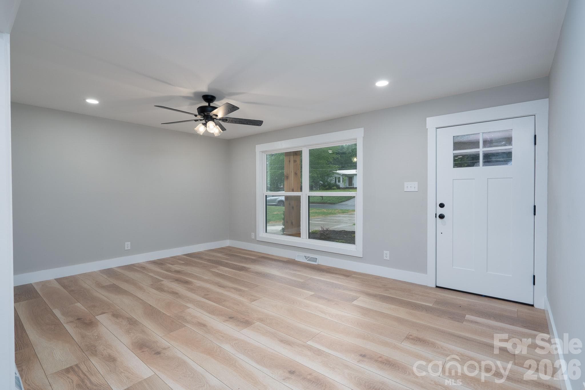 Single Family Residence at Concord, photo 4 of 29