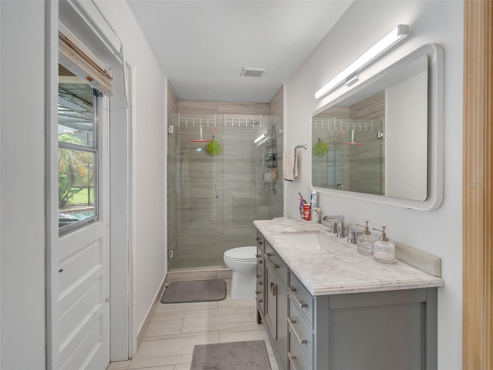 Single Family Residence at 1407 HEMPEL AVE, WINDERMERE, photo 23 of 95