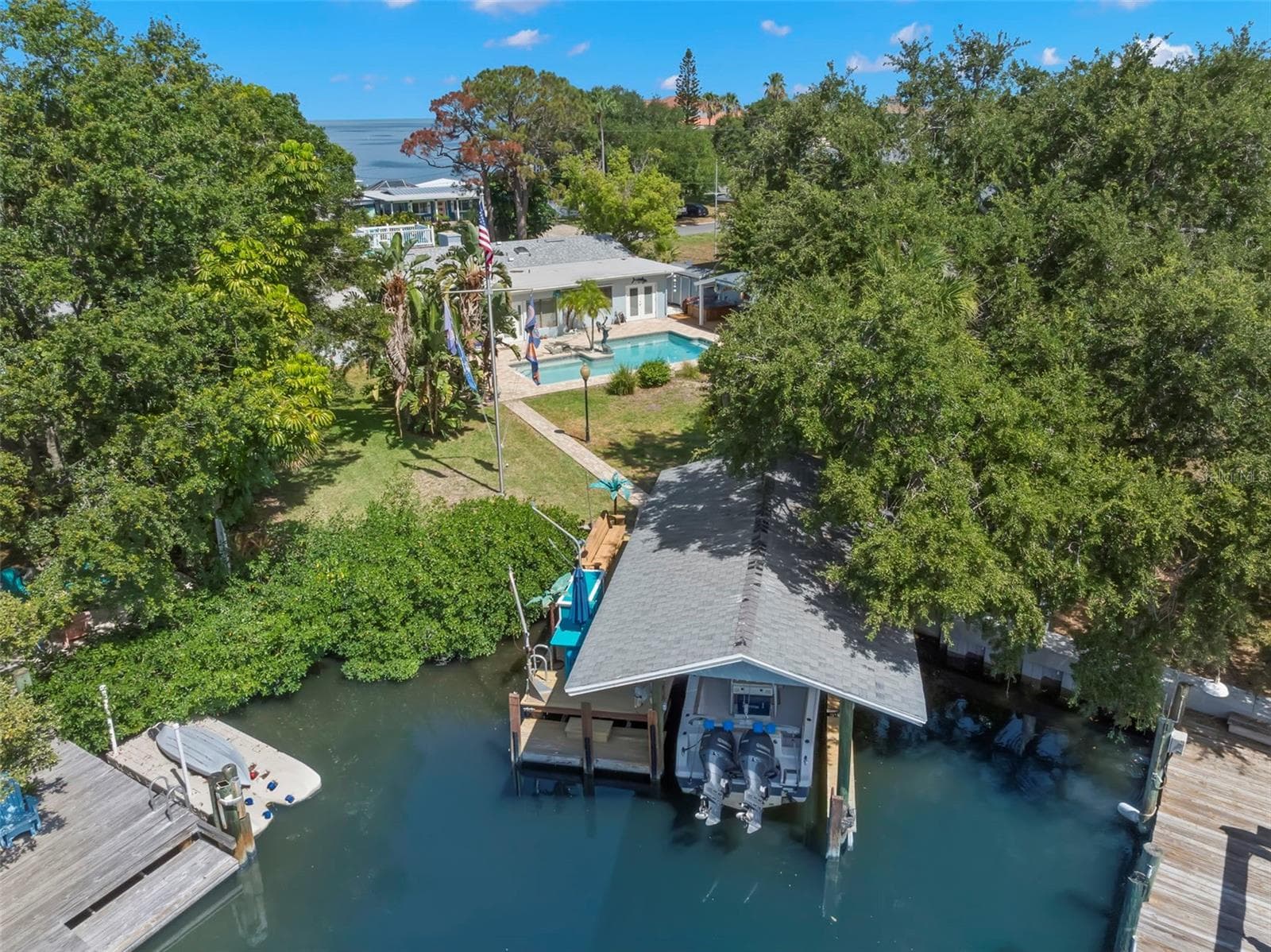 Single Family Residence at 121 CARLYLE DR, PALM HARBOR, photo 4 of 59