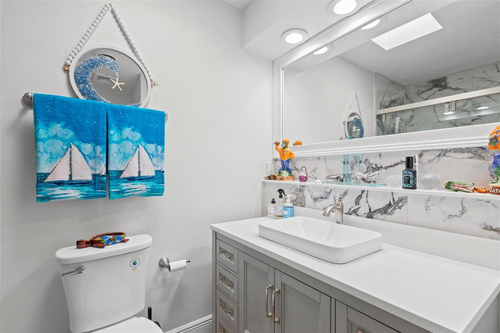 Single Family Residence at 121 CARLYLE DR, PALM HARBOR, photo 53 of 59