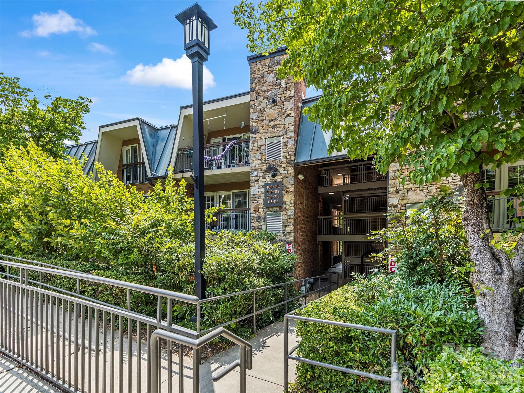 Condominium at Asheville, photo 2 of 32