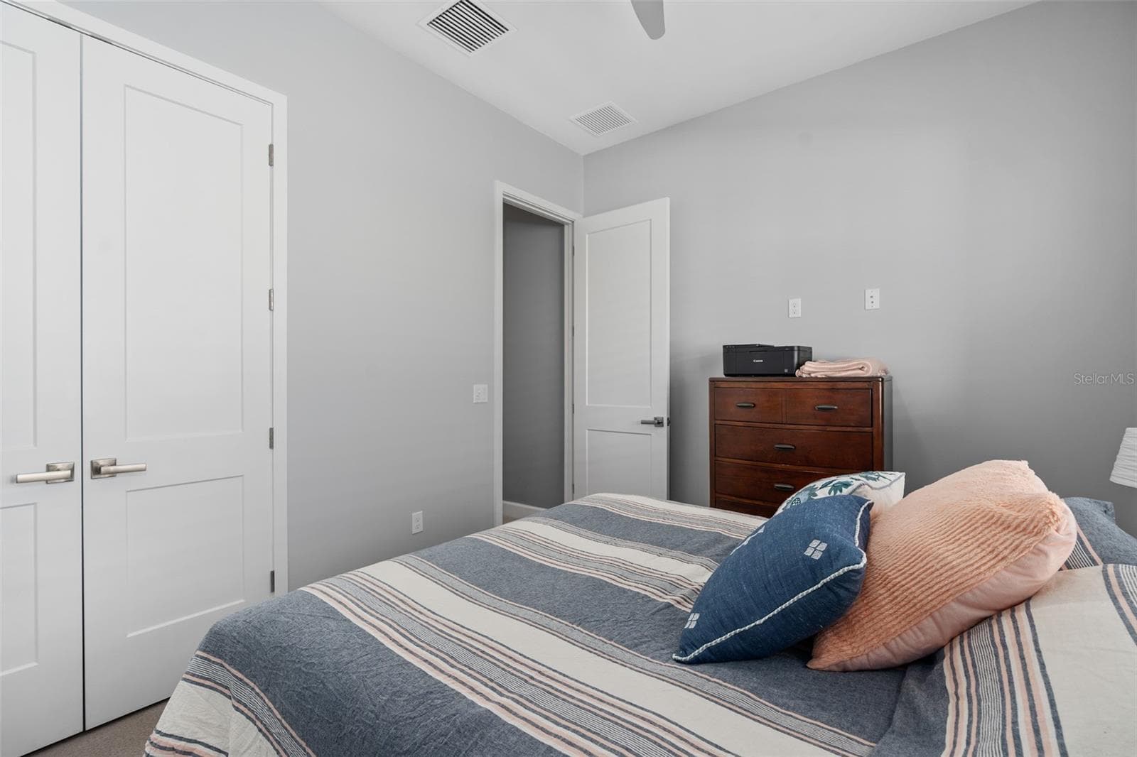 Bedroom 2 - 129 S PARK AVE #8E, WINTER GARDEN