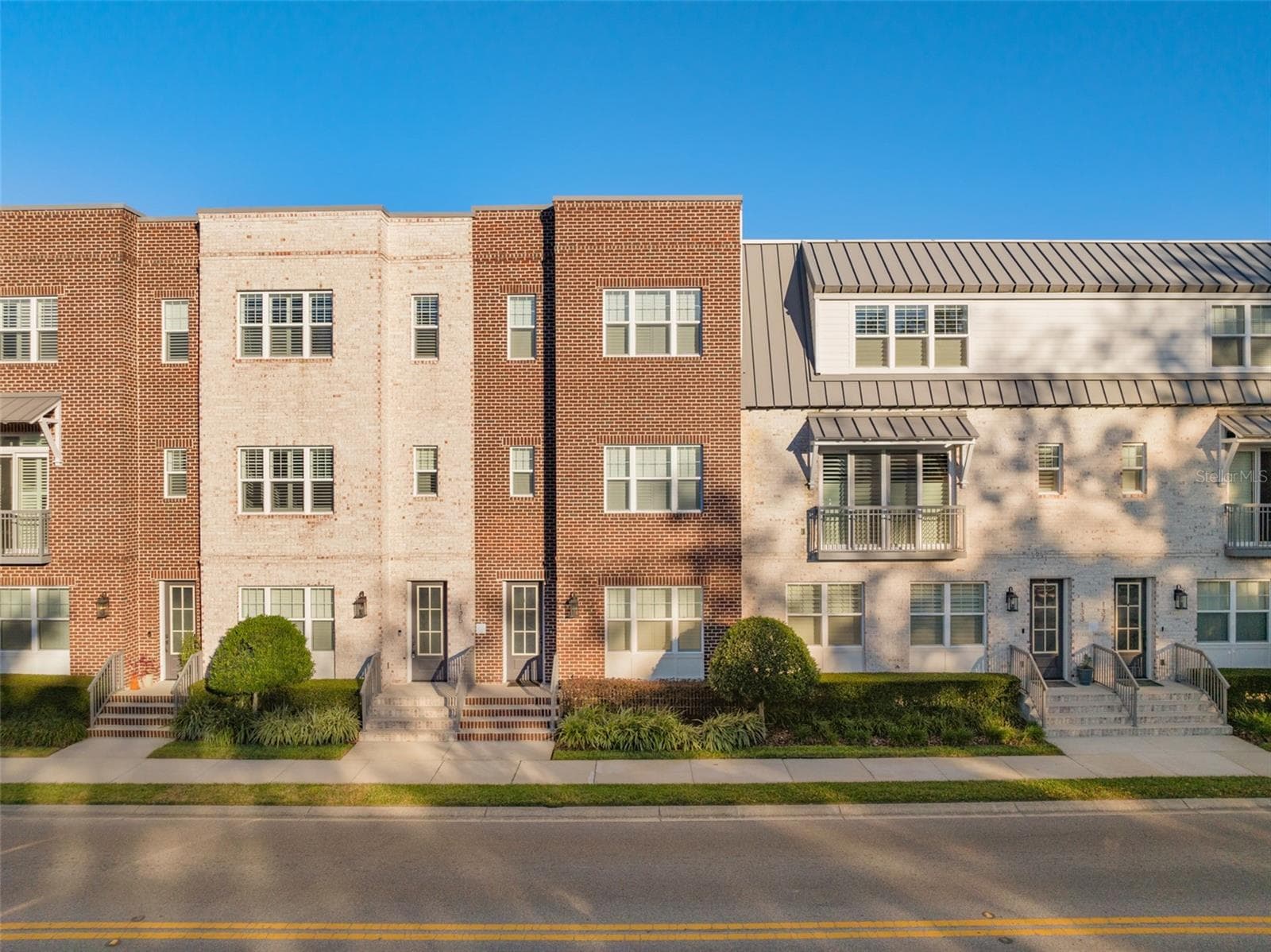 Welcome Home! - 129 S PARK AVE #8E, WINTER GARDEN