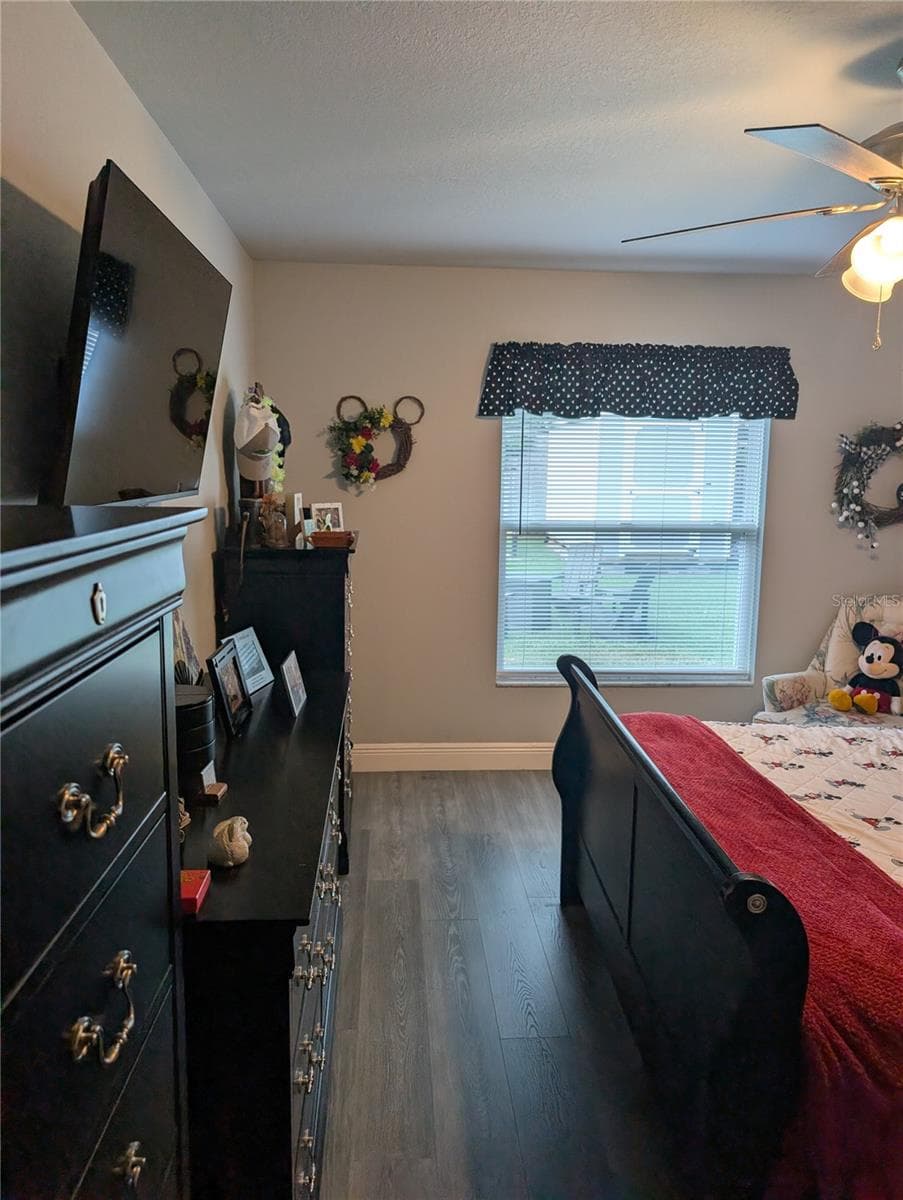 Master BR - 5832 NW 63RD PL, OCALA