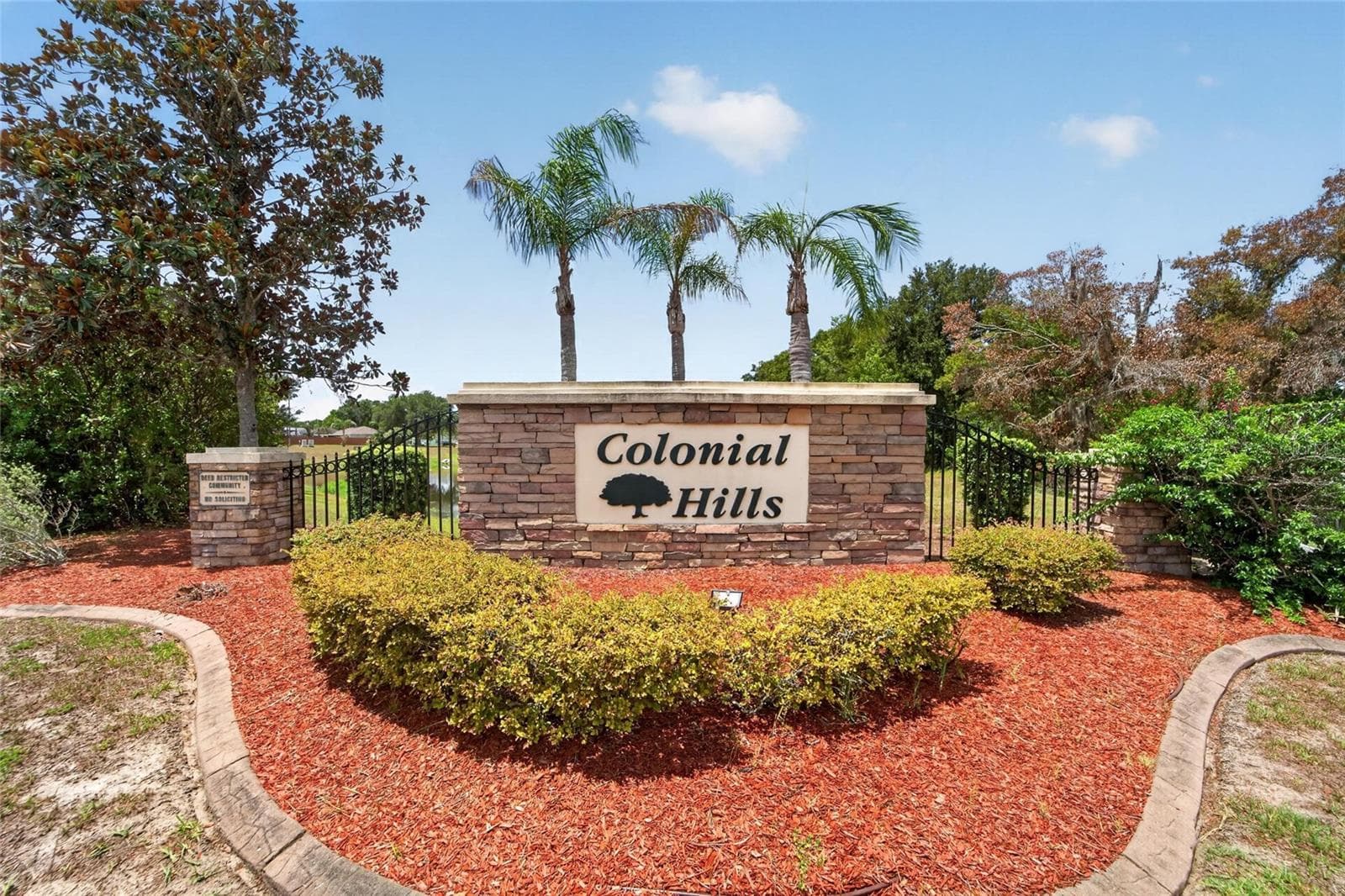 Single Family Residence at 12124 COLONIAL ESTATES LN, RIVERVIEW, photo 2 of 34
