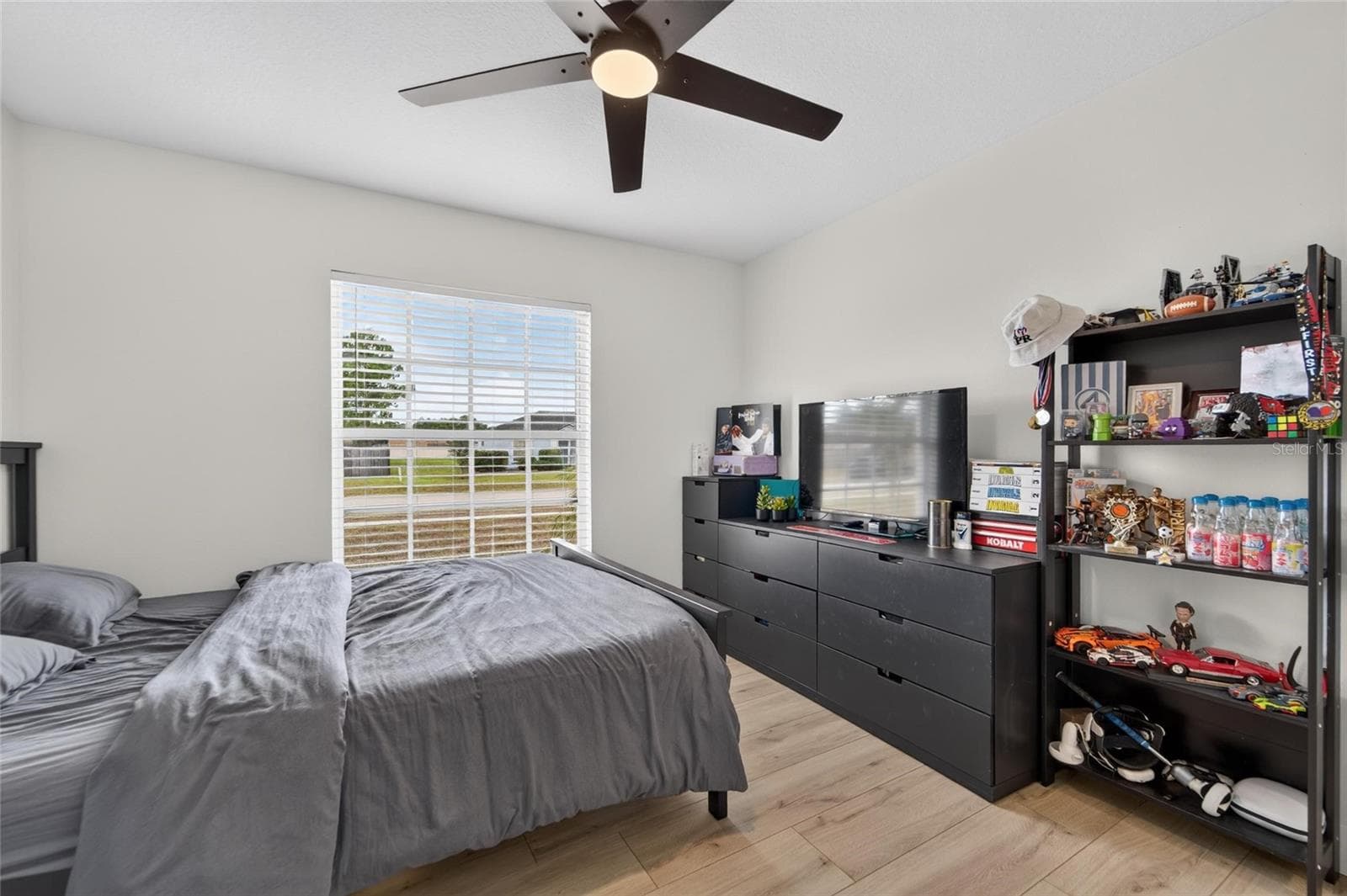 Single Family Residence at 12124 COLONIAL ESTATES LN, RIVERVIEW, photo 25 of 34