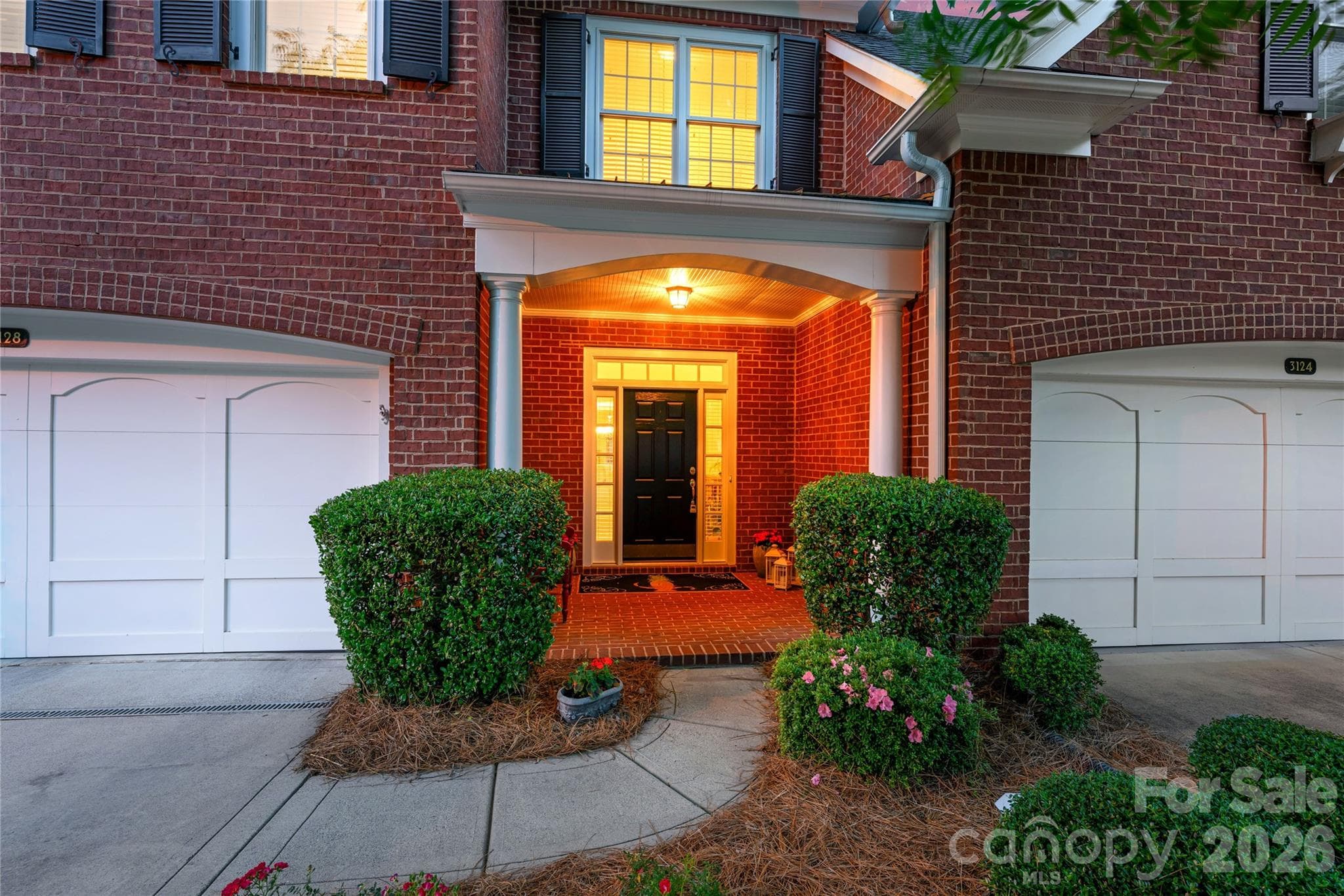Townhouse at Charlotte, photo 2 of 34