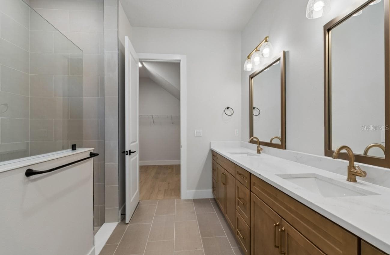 Owner's Bath **Photos are of a Similar Home - 1002 W CHARTER ST, TAMPA