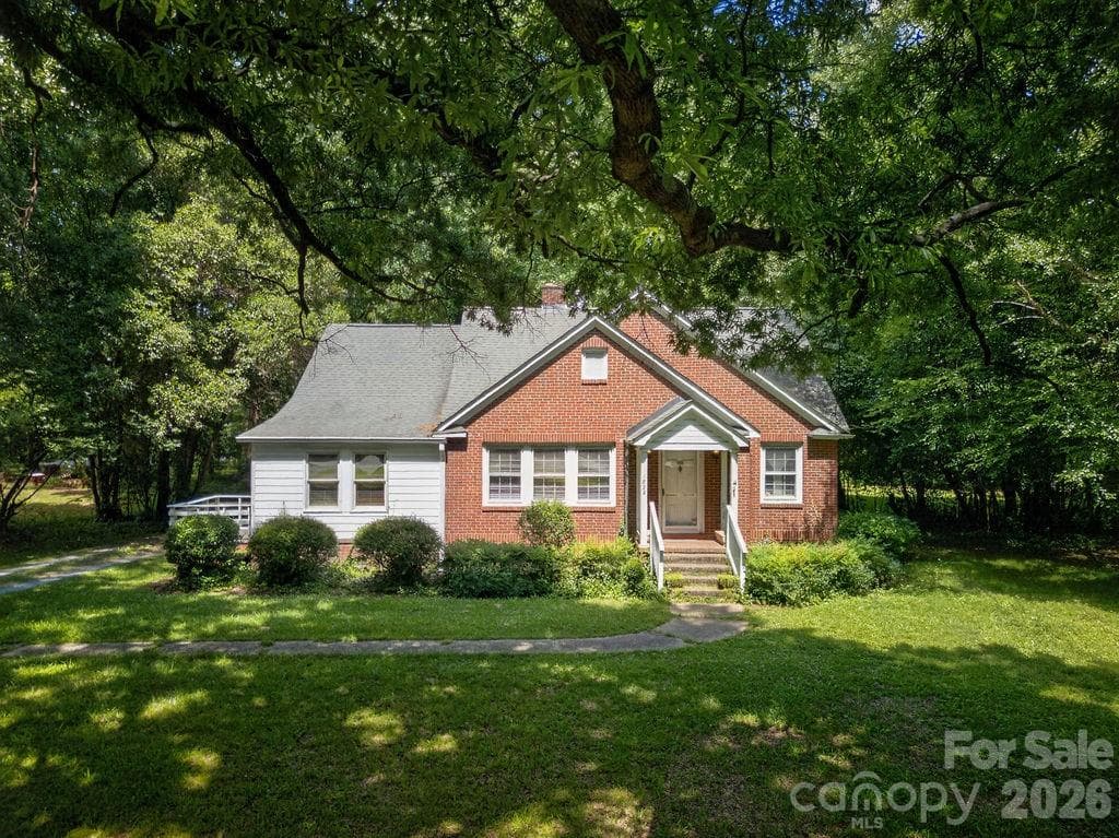 Single Family Residence at Charlotte, photo 2 of 48