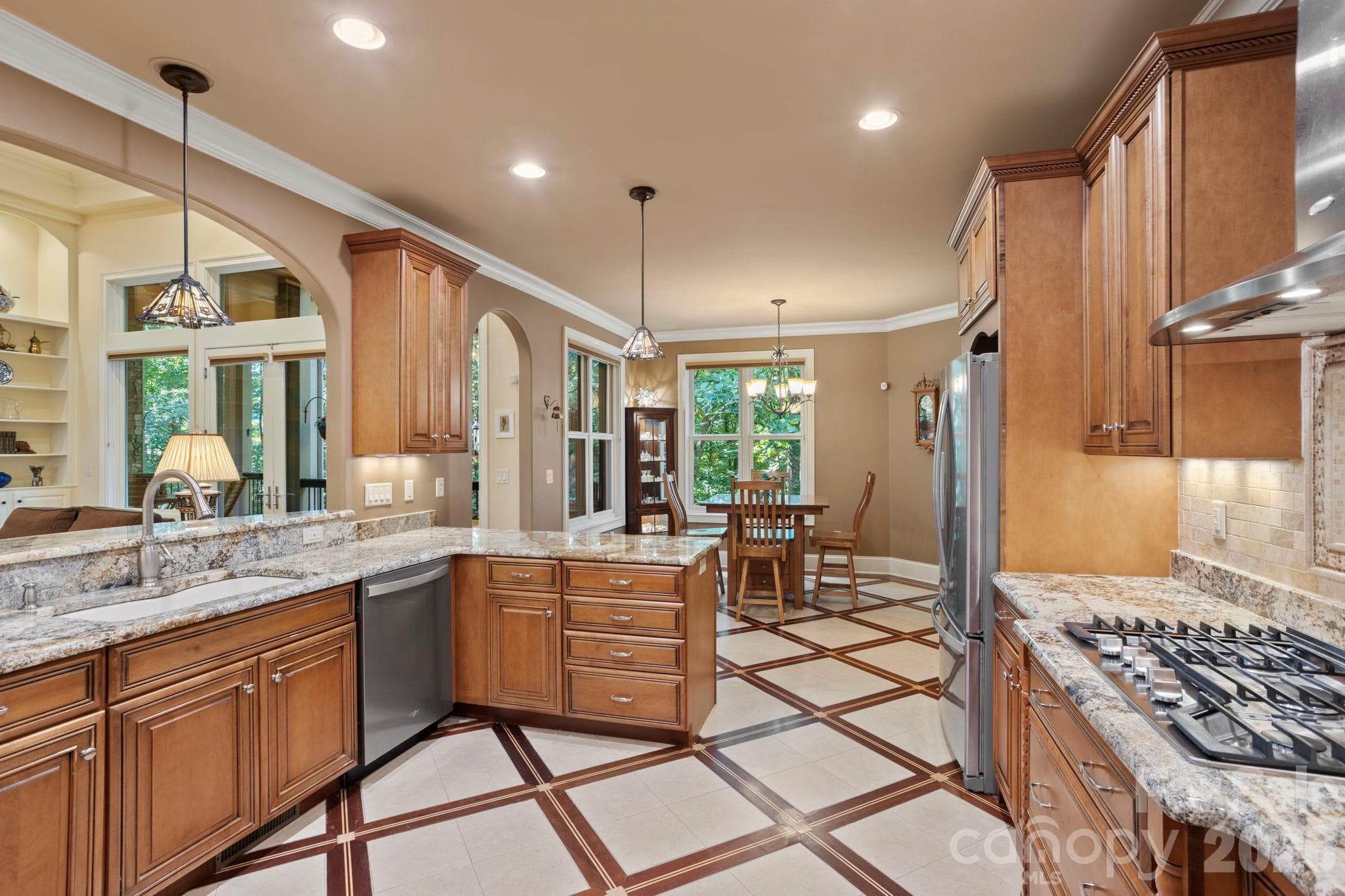 Single Family Residence at 132 Pinnacle Peak Lane, Flat Rock, photo 10 of 48