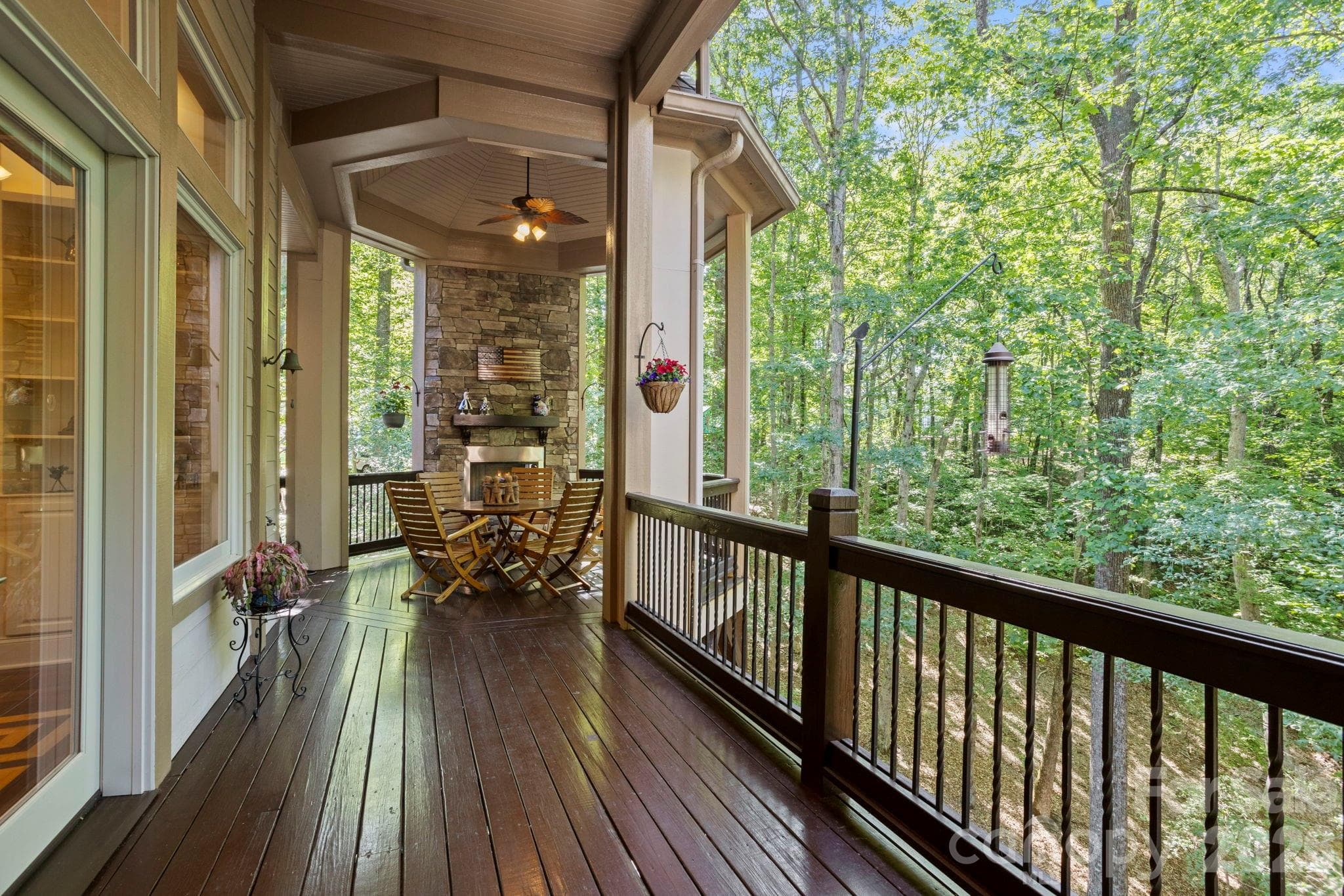 Single Family Residence at 132 Pinnacle Peak Lane, Flat Rock, photo 28 of 48