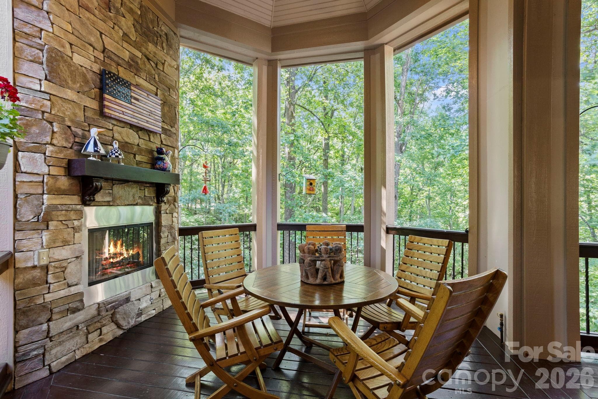 Single Family Residence at 132 Pinnacle Peak Lane, Flat Rock, photo 29 of 48