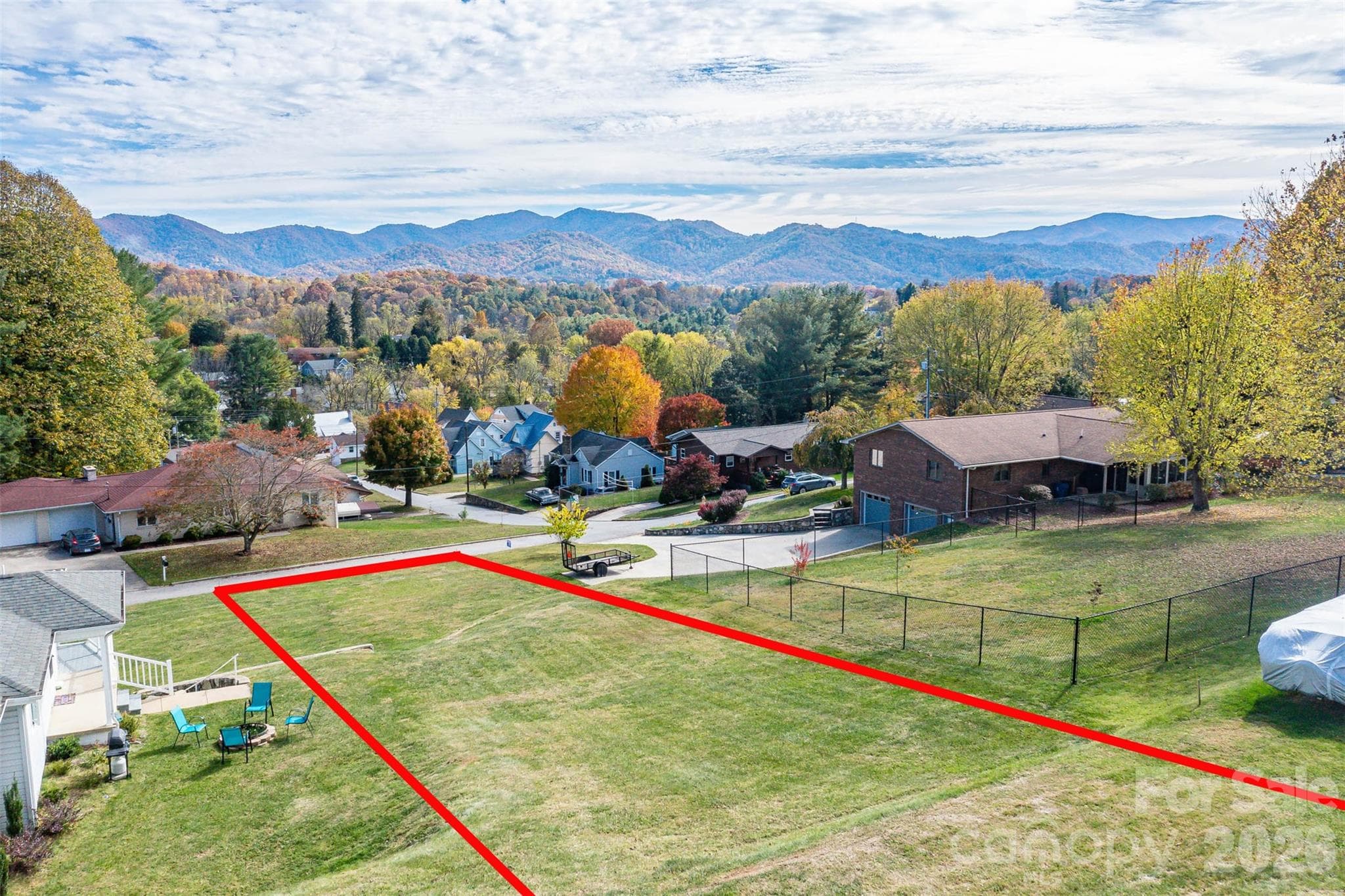 Lot at Canton, photo 4 of 8