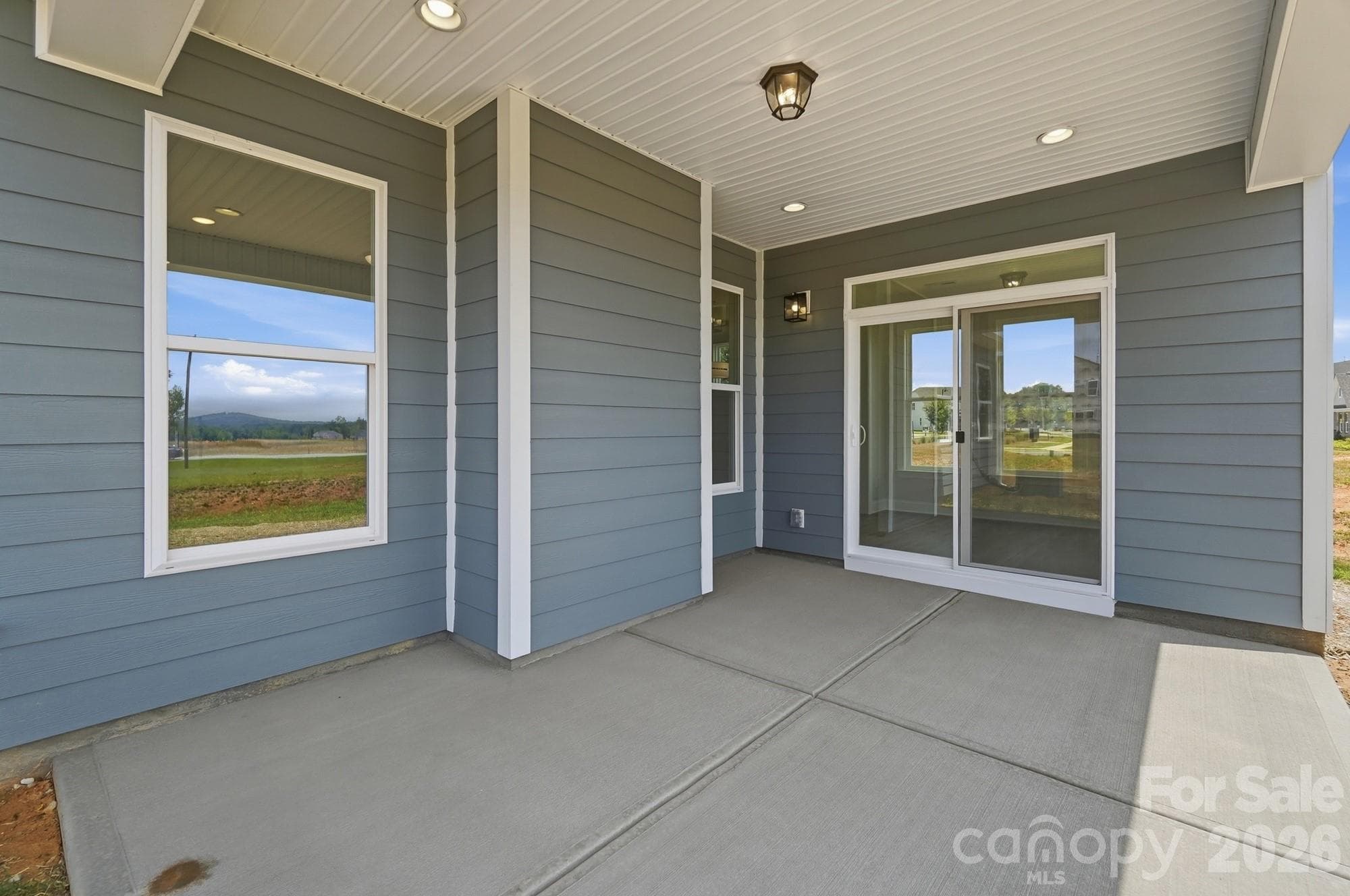 Covered porch - 3057 Constitution Lane, Gastonia