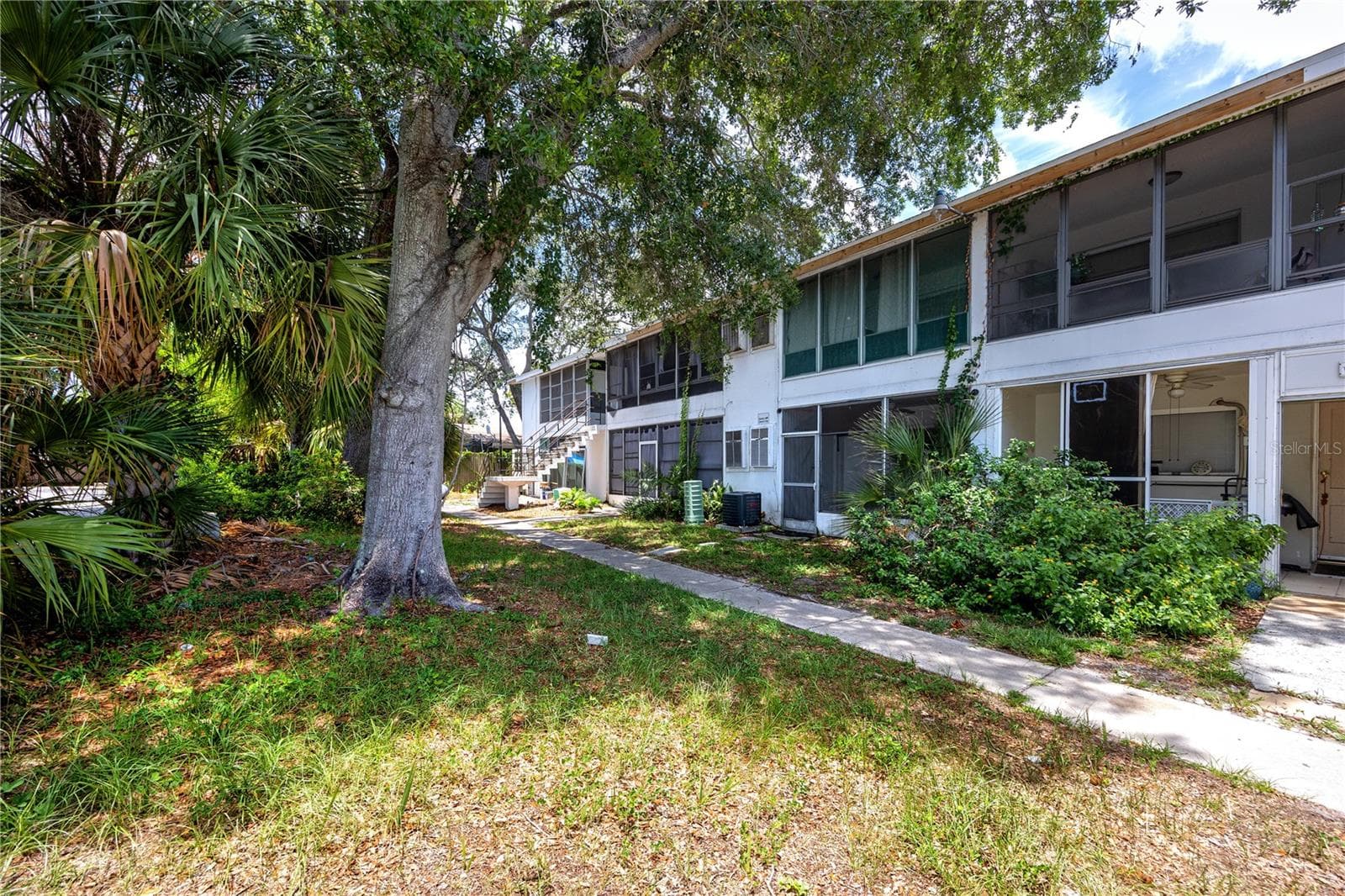 Condominium at 224 WAVERLY WAY #4, CLEARWATER, photo 2 of 37
