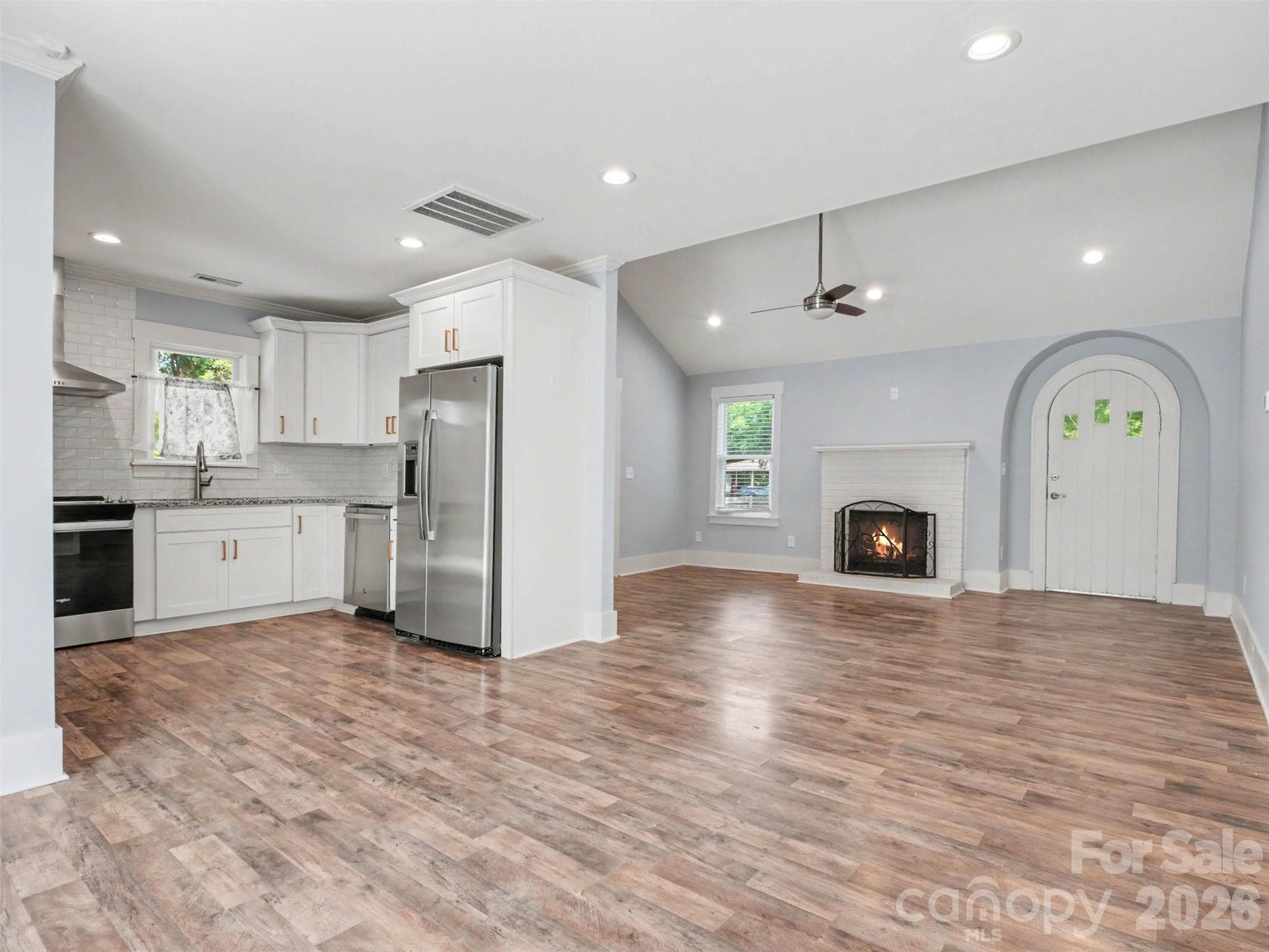 Single Family Residence at Concord, photo 9 of 33