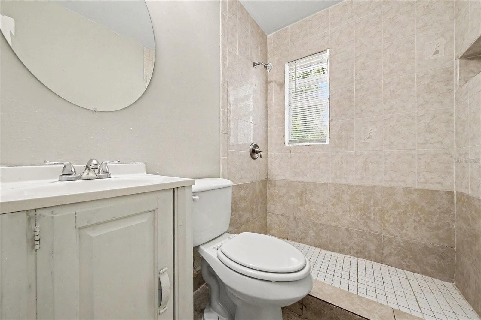 Single Family Residence at 4333 CYNTHIA ST, ORLANDO, photo 13 of 16