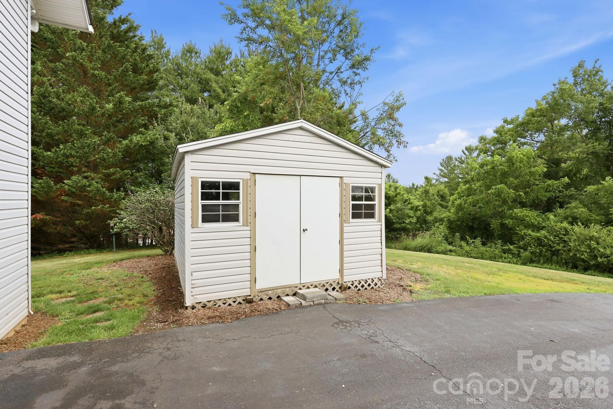 Storage/ Workshop w/ electric service - 1091 WINDSWEPT RIDGE Road, Marshall