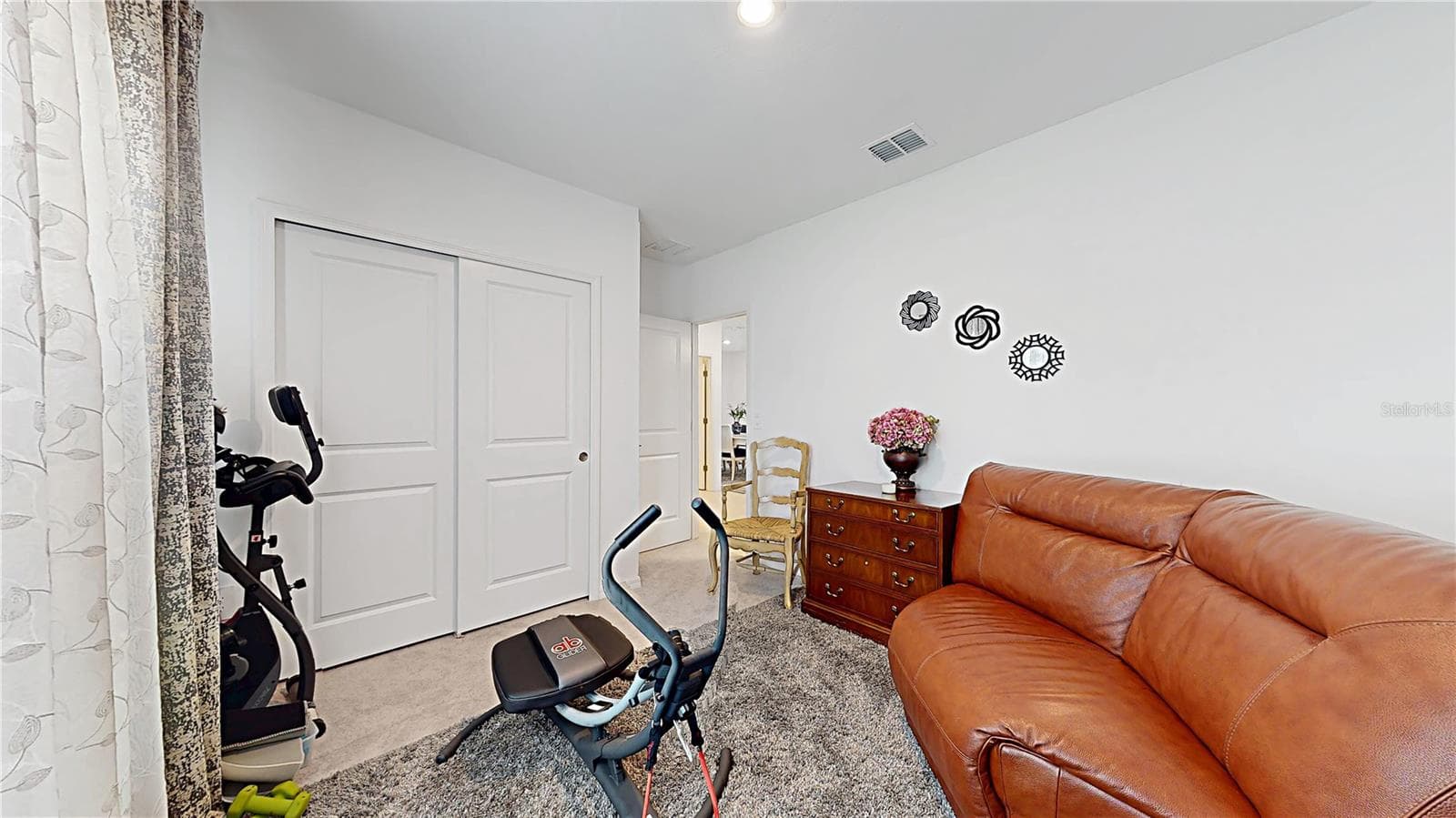 Single Family Residence at 33941 SKY BLOSSOM CIR, LEESBURG, photo 17 of 34
