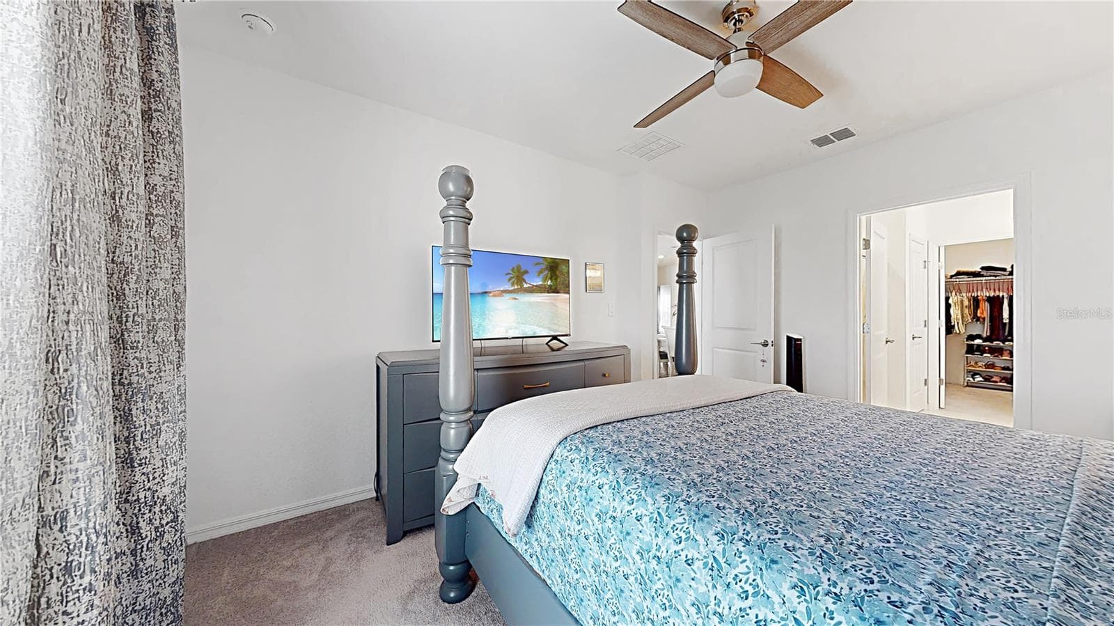 Single Family Residence at 33941 SKY BLOSSOM CIR, LEESBURG, photo 19 of 34