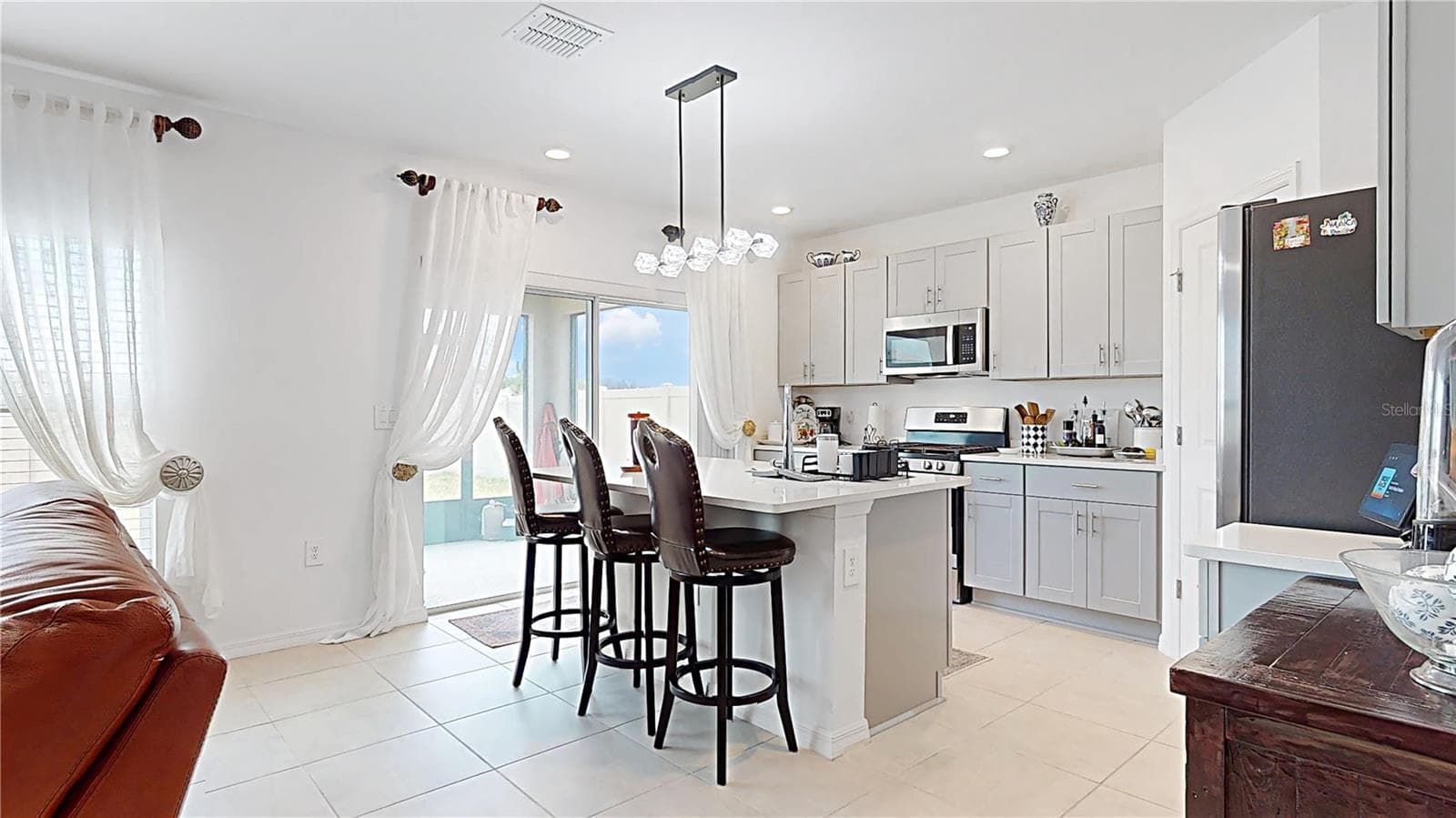 Single Family Residence at 33941 SKY BLOSSOM CIR, LEESBURG, photo 24 of 34