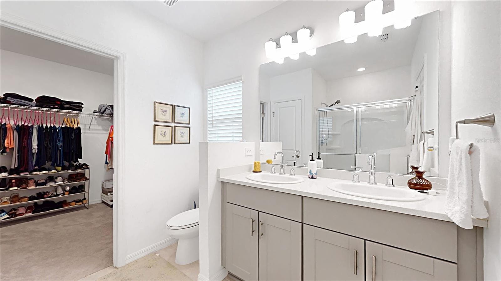 Single Family Residence at 33941 SKY BLOSSOM CIR, LEESBURG, photo 26 of 34
