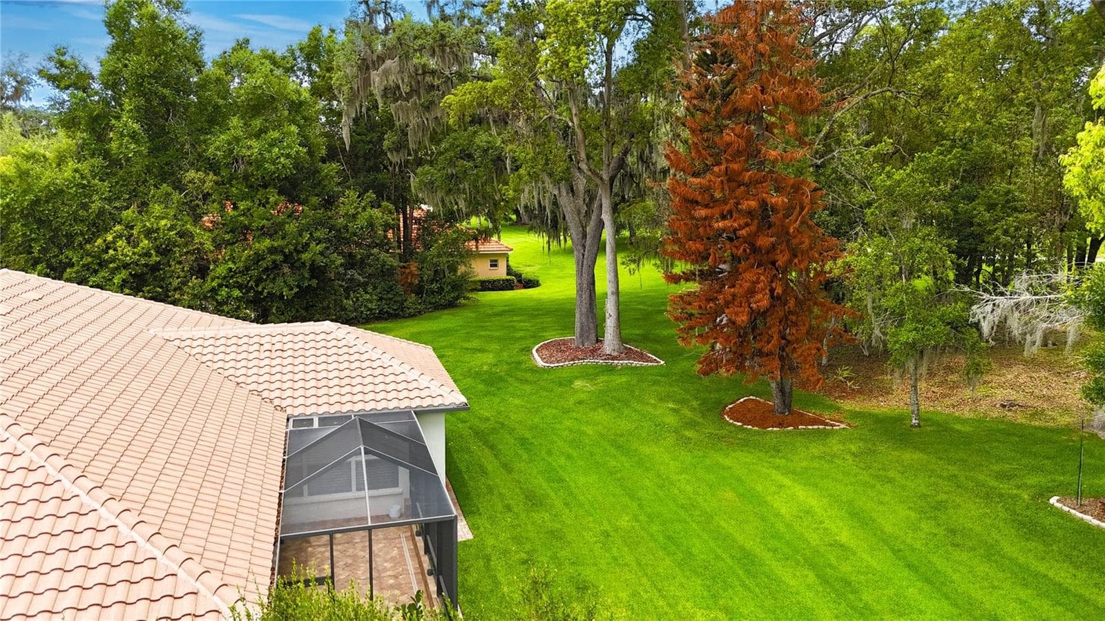 Single Family Residence at 12649 OAK HOLLOW CT, DADE CITY, photo 7 of 65