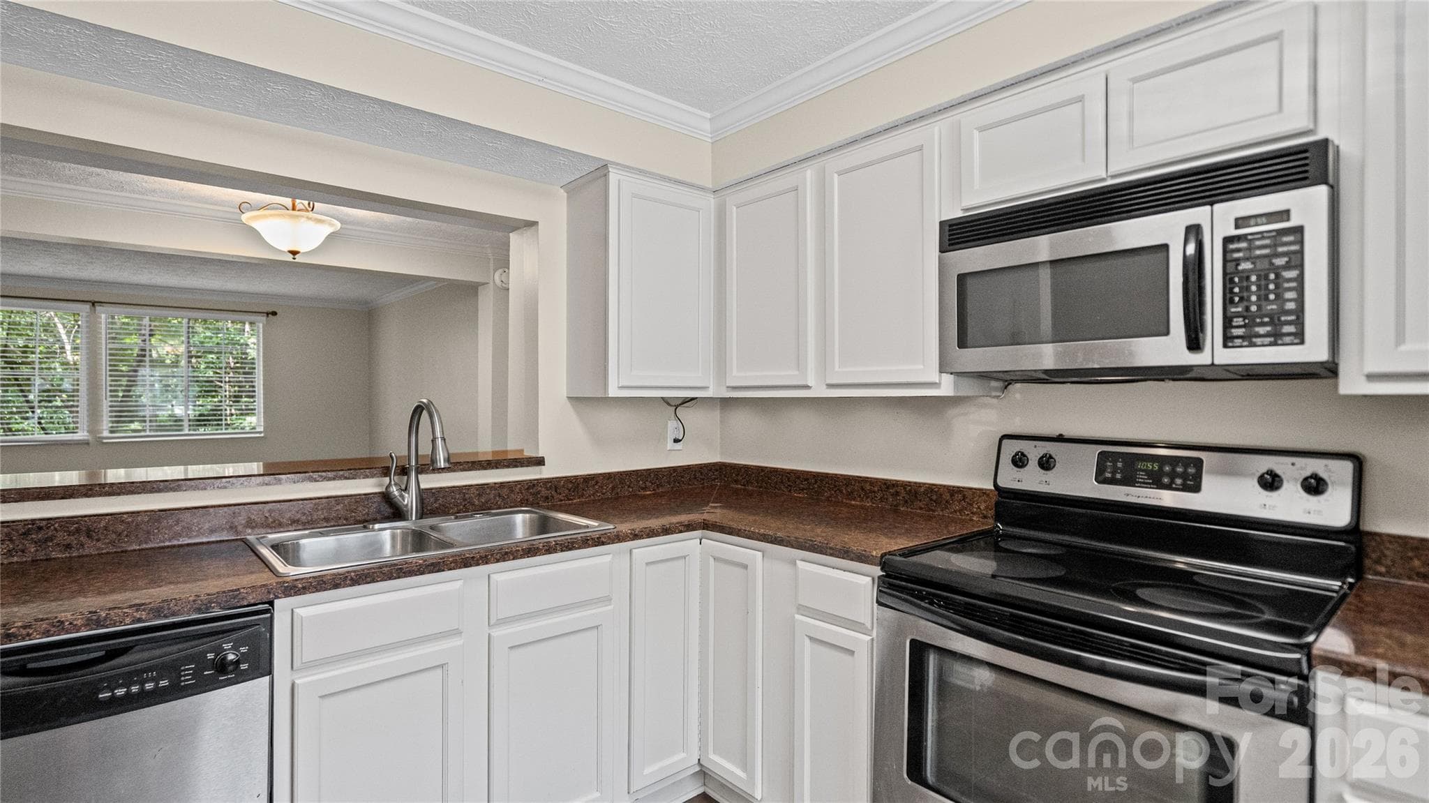 Townhouse at Charlotte, photo 3 of 30