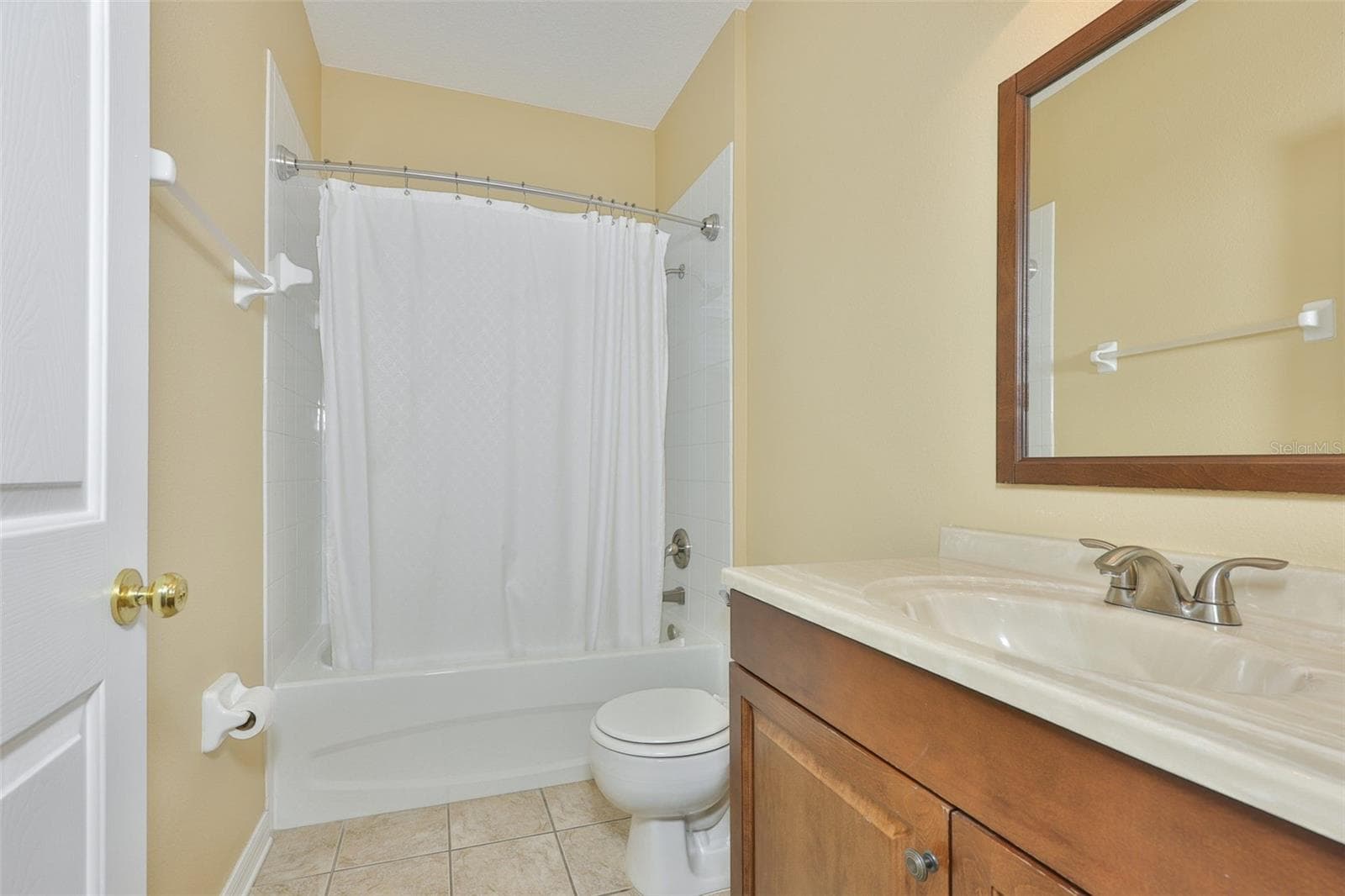 Single Family Residence at 11813 STONEWOOD GATE DR, RIVERVIEW, photo 33 of 45