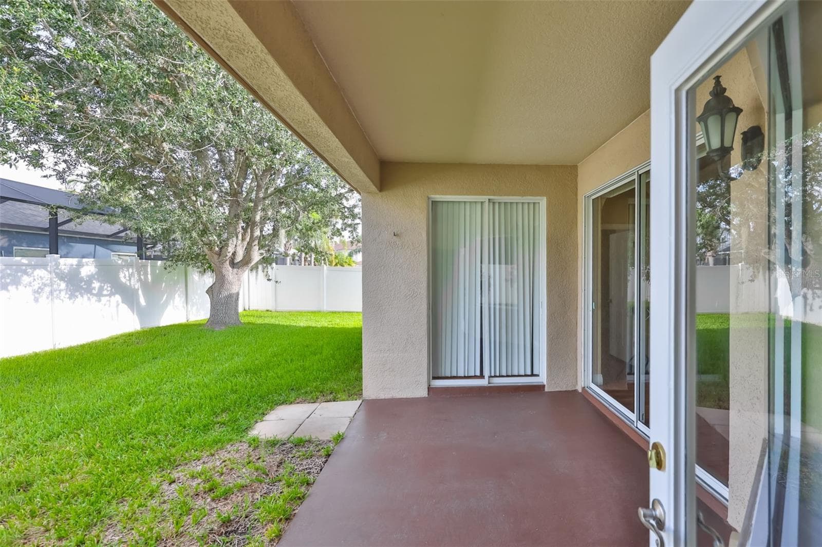 Single Family Residence at 11813 STONEWOOD GATE DR, RIVERVIEW, photo 37 of 45