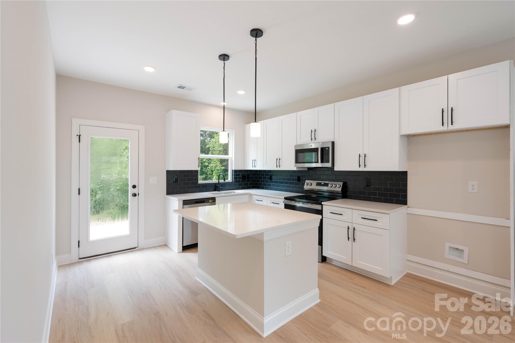 Single Family Residence at 311 W Chestnut Street, Stanley, photo 20 of 47