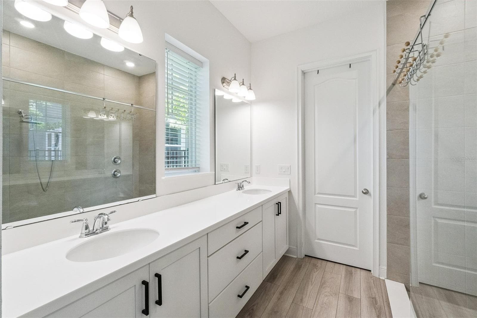Single Family Residence at 6839 BRIDGMAN ST, ORLANDO, photo 13 of 50