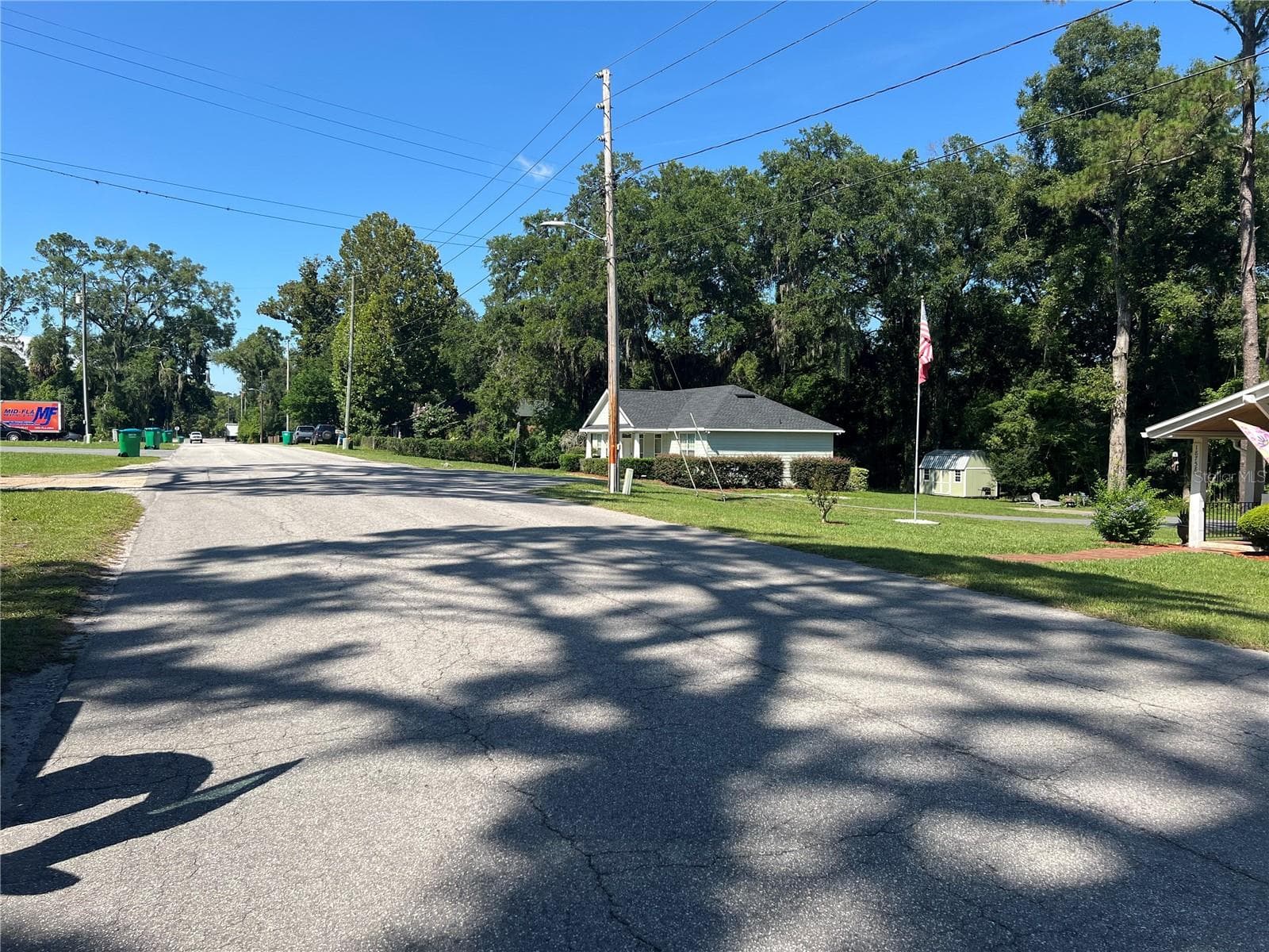 Convenient location - 18771 NW 244TH ST, HIGH SPRINGS