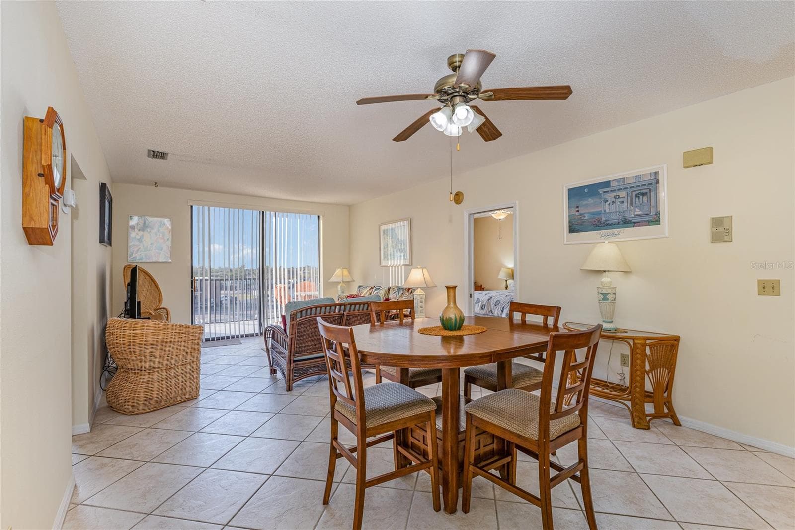 Open Floor Plan Living/Dining - 333 N ATLANTIC AVE #305, COCOA BEACH