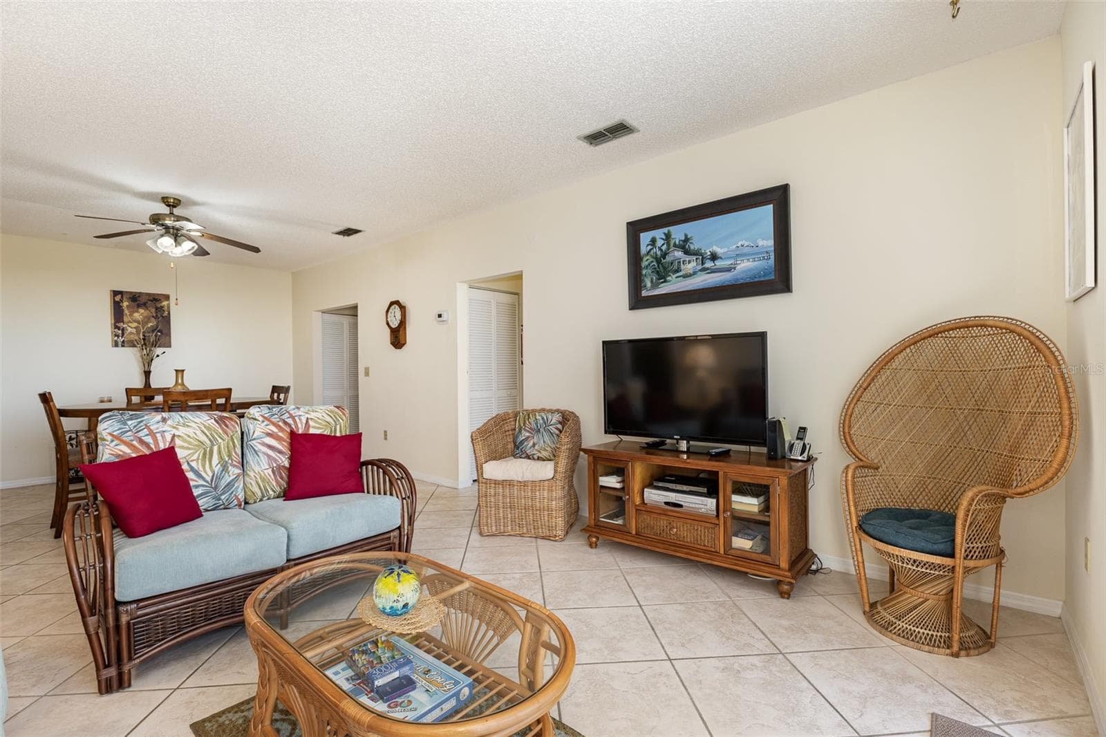Living Room - 333 N ATLANTIC AVE #305, COCOA BEACH