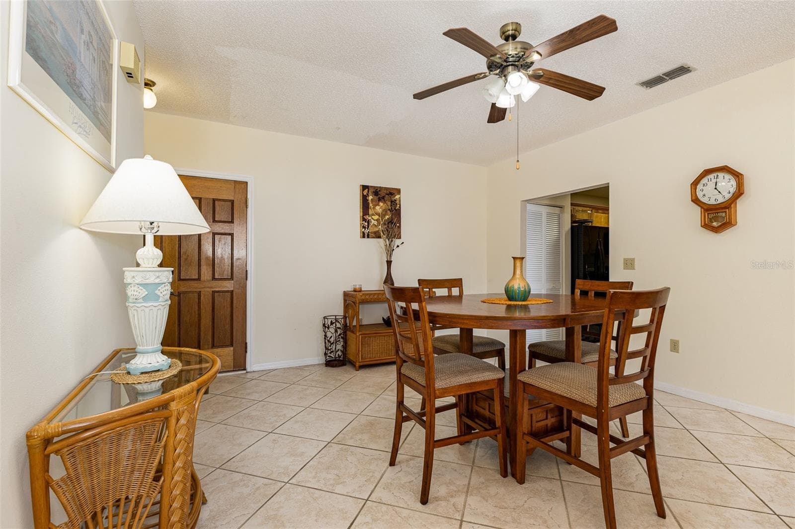 Foyer/Entry - 333 N ATLANTIC AVE #305, COCOA BEACH