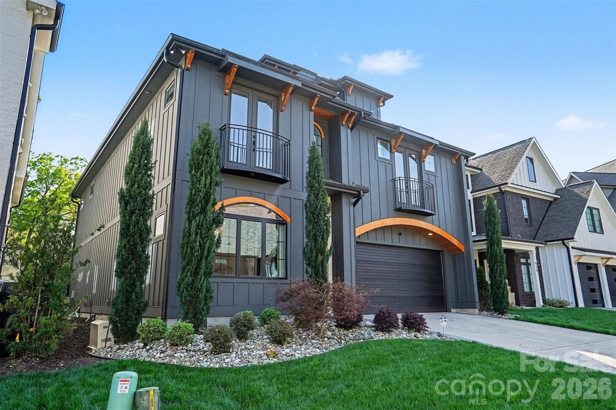 Single Family Residence at Charlotte, photo 2 of 48