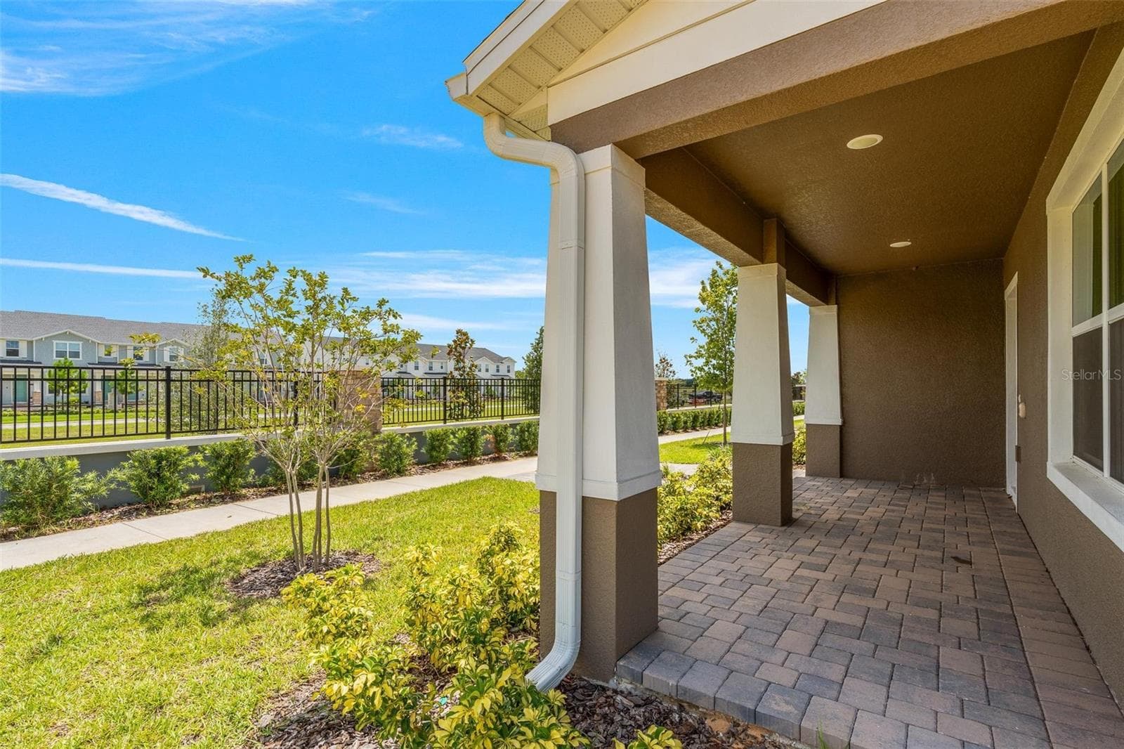 Townhouse at 14942 WINDFLOWER ALY, WINTER GARDEN, photo 9 of 35