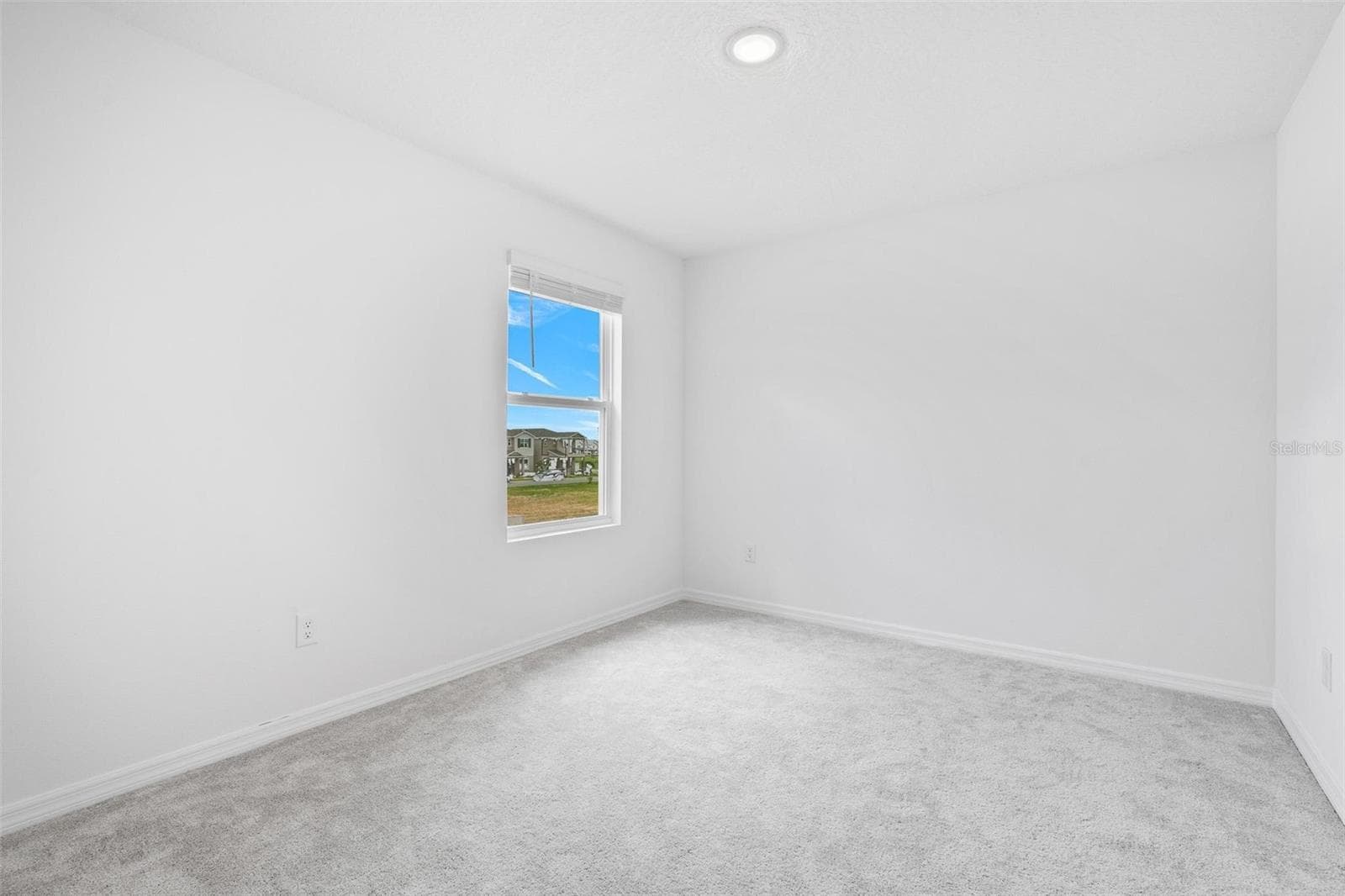 Townhouse at 14942 WINDFLOWER ALY, WINTER GARDEN, photo 27 of 35