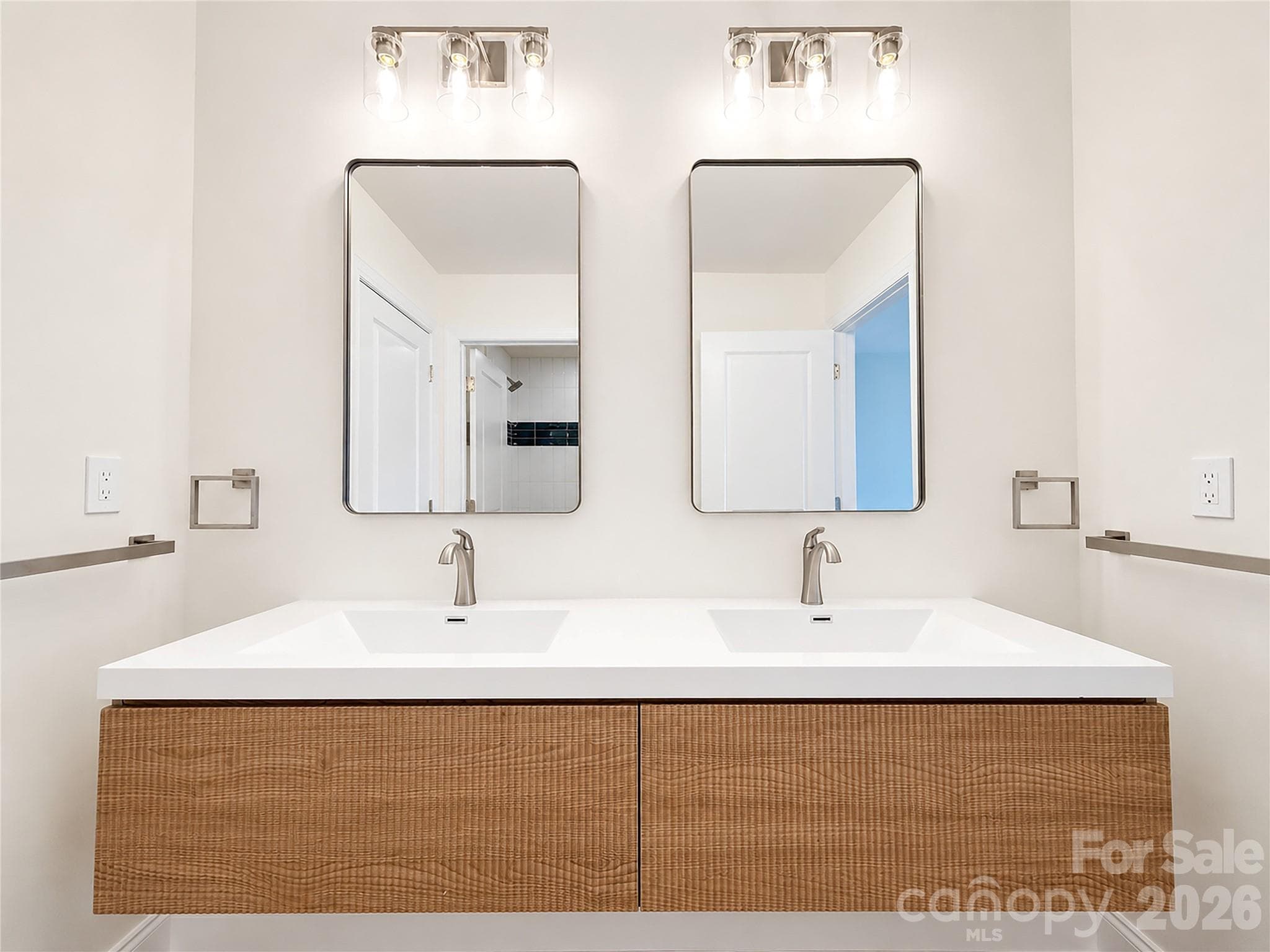 Jack-n-Jill Bathroom - 13214 S Church Street, Huntersville