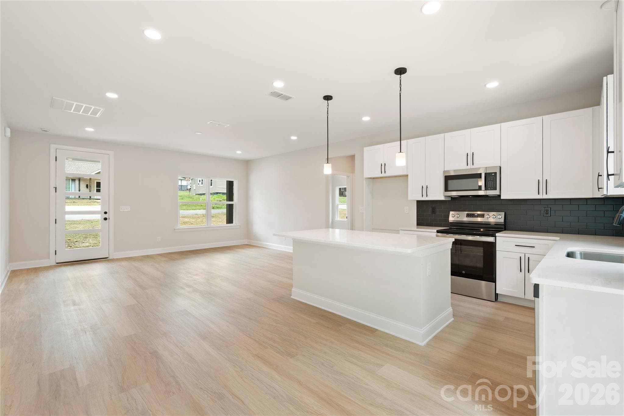 Single Family Residence at 315 W Chestnut Street, Stanley, photo 12 of 51