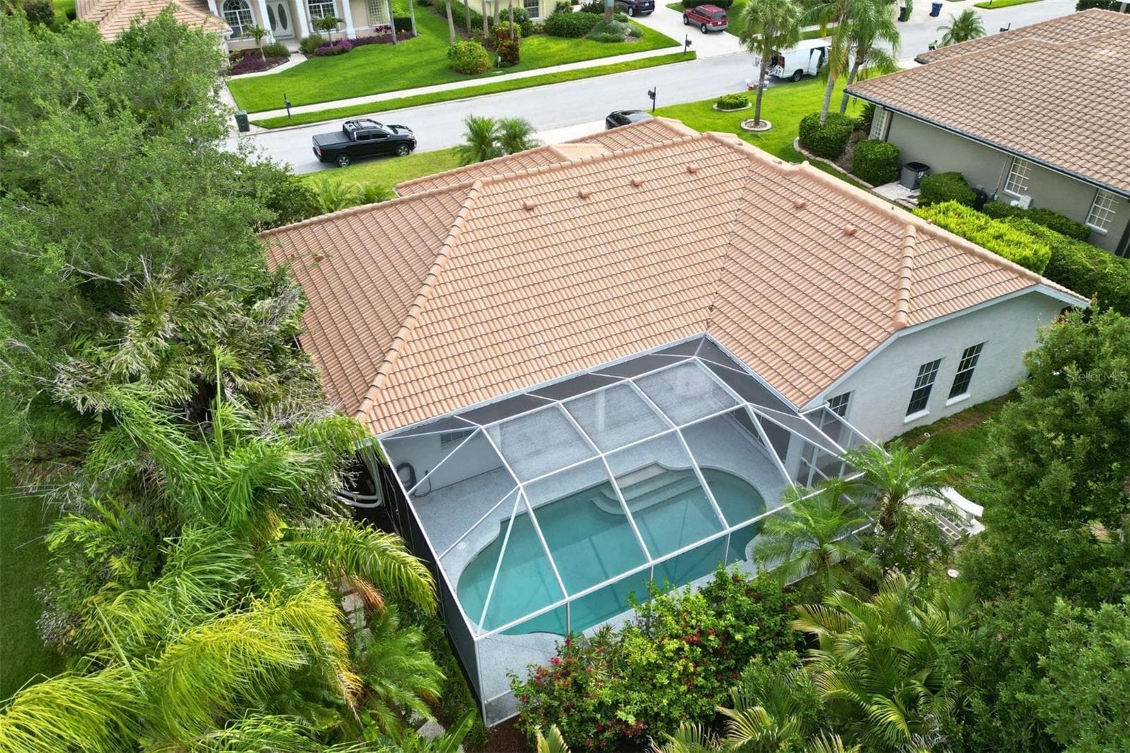 Single Family Residence at 4824 HANGING MOSS LN, SARASOTA, photo 4 of 41