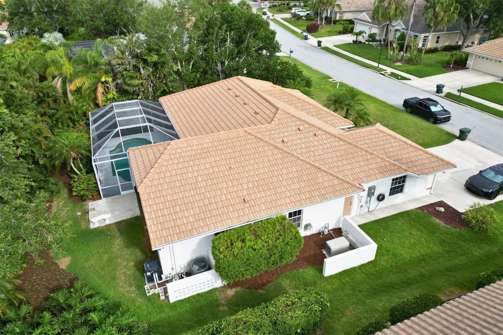 Single Family Residence at 4824 HANGING MOSS LN, SARASOTA, photo 5 of 41