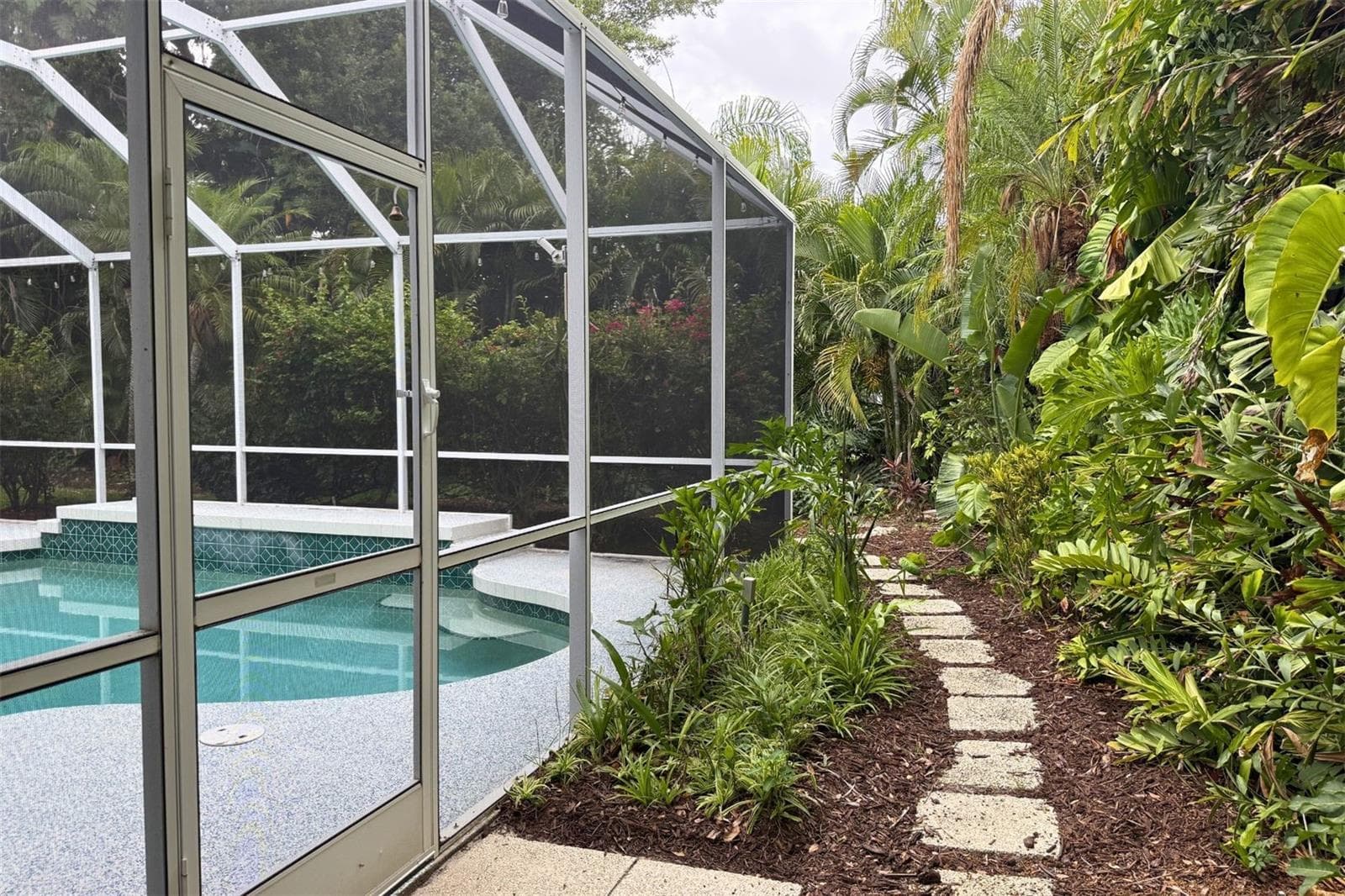 Single Family Residence at 4824 HANGING MOSS LN, SARASOTA, photo 36 of 41