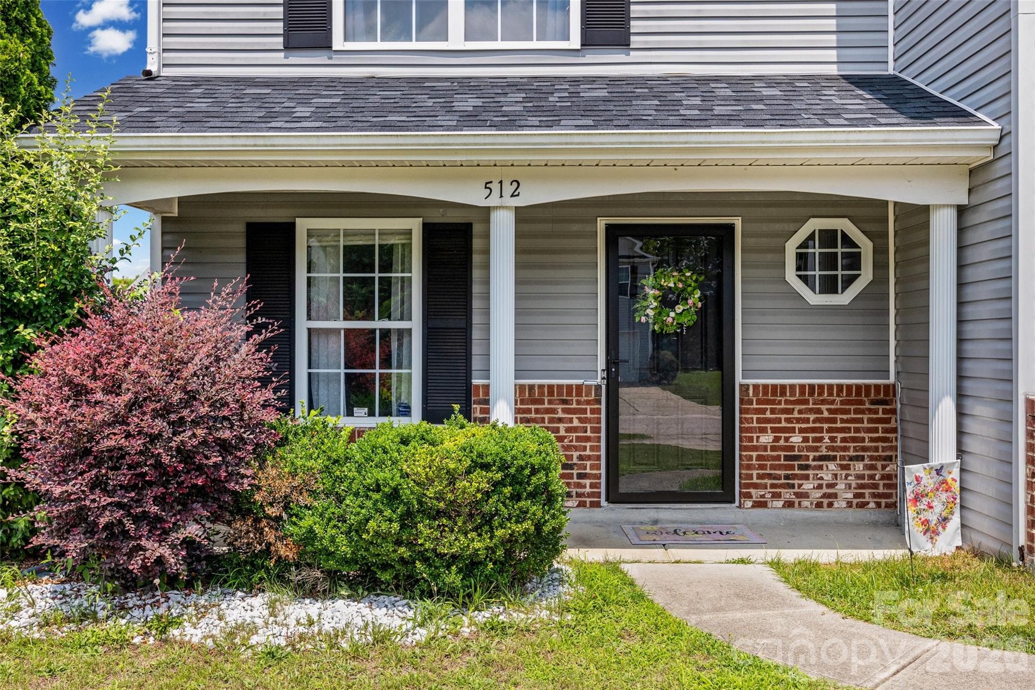 Single Family Residence at 512 Gentle Breeze Lane, Rock Hill, photo 11 of 35