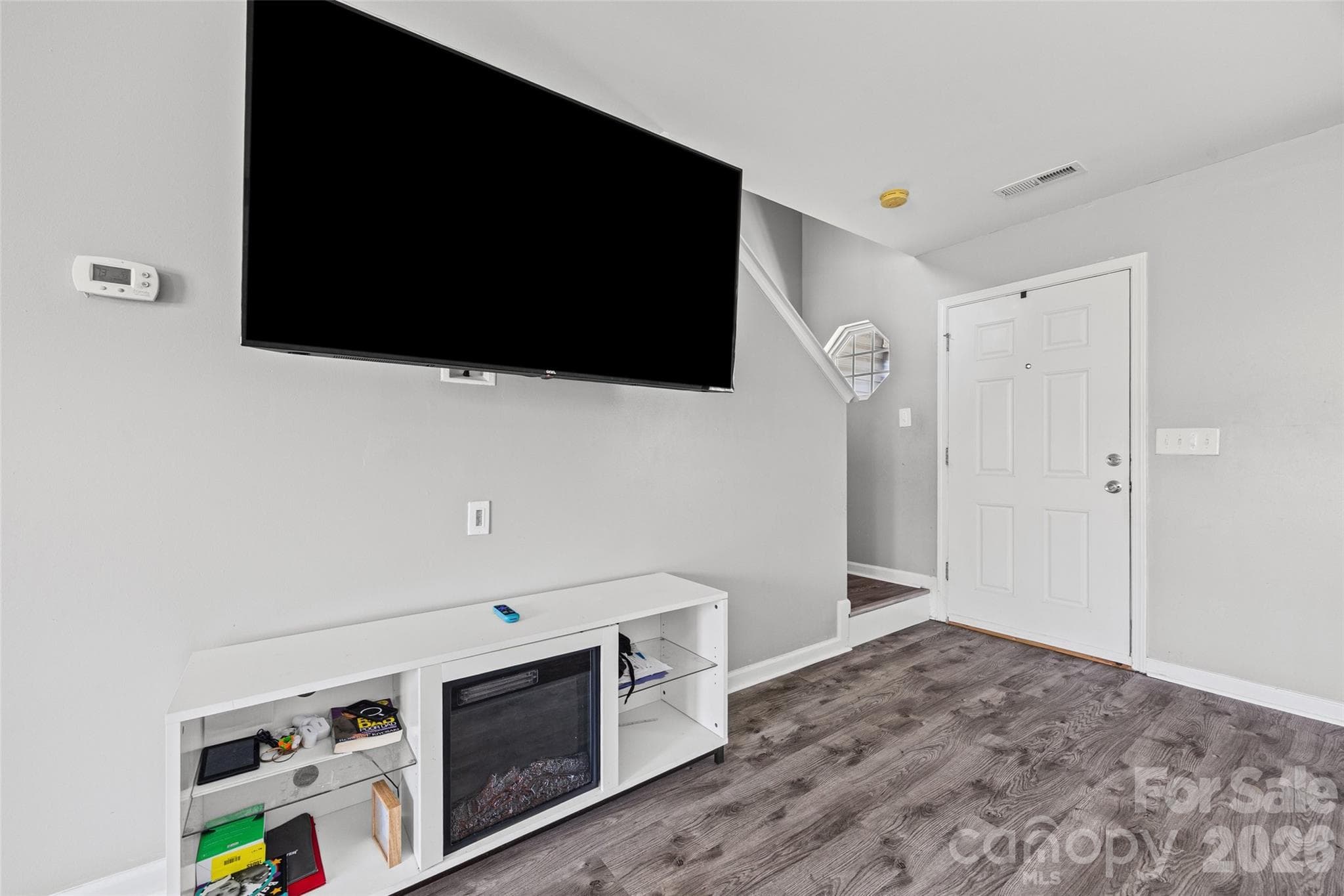 Single Family Residence at 512 Gentle Breeze Lane, Rock Hill, photo 13 of 35