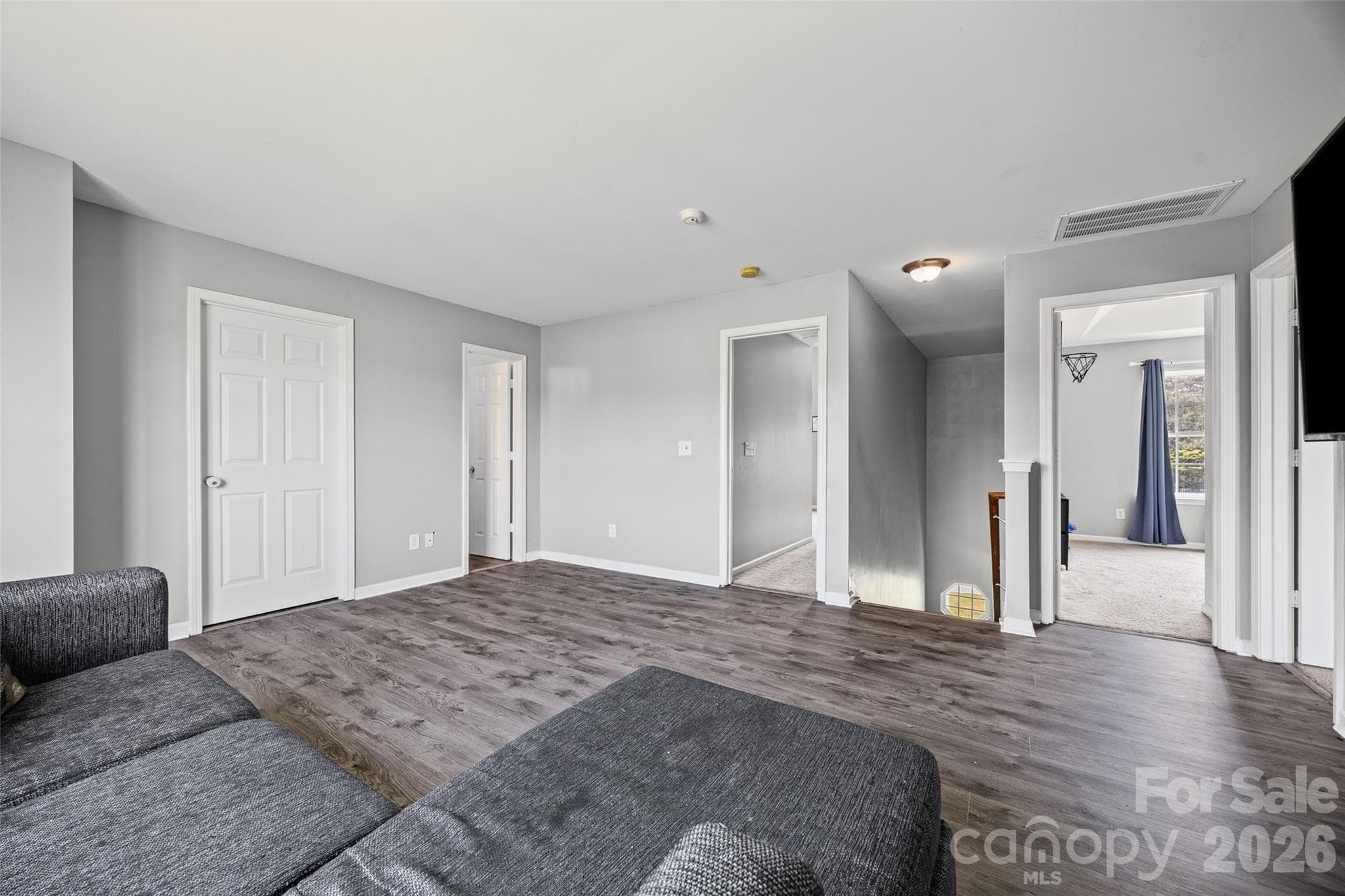 Single Family Residence at 512 Gentle Breeze Lane, Rock Hill, photo 20 of 35