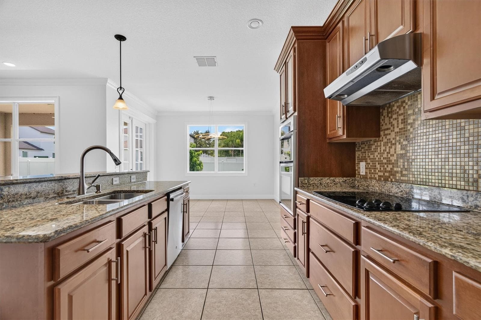 Plenty of Cabinet Space - 3922 CEDAR HAMMOCK TRL, ST CLOUD