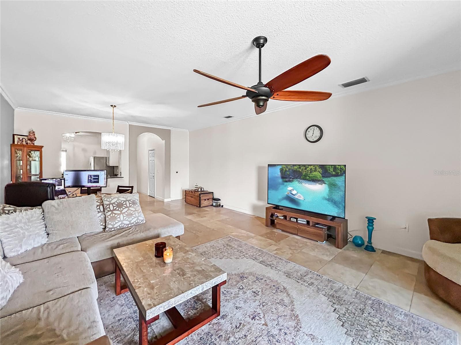 Townhouse at 18141 NASSAU POINT DR, TAMPA, photo 4 of 25